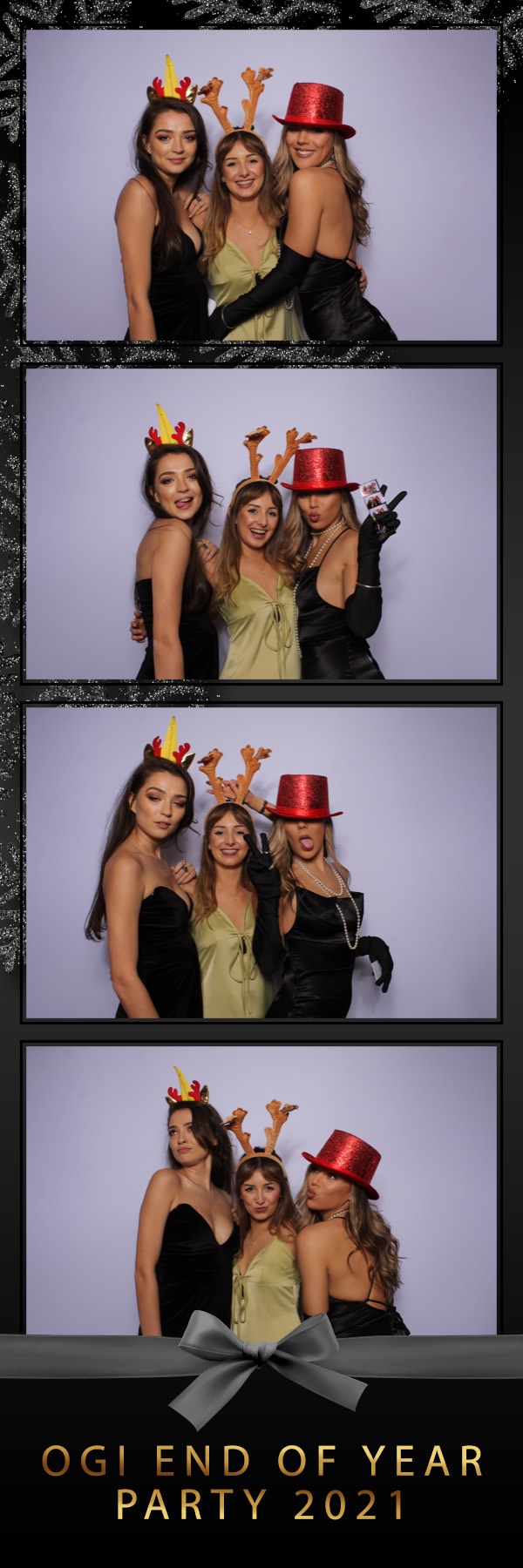 Ogi End of Year Party 2021 | View more photos from the event at images.mobile-photo-booth.com/u/MobilePhotoBoothUK/Ogi-End-of-Year-Party-2021