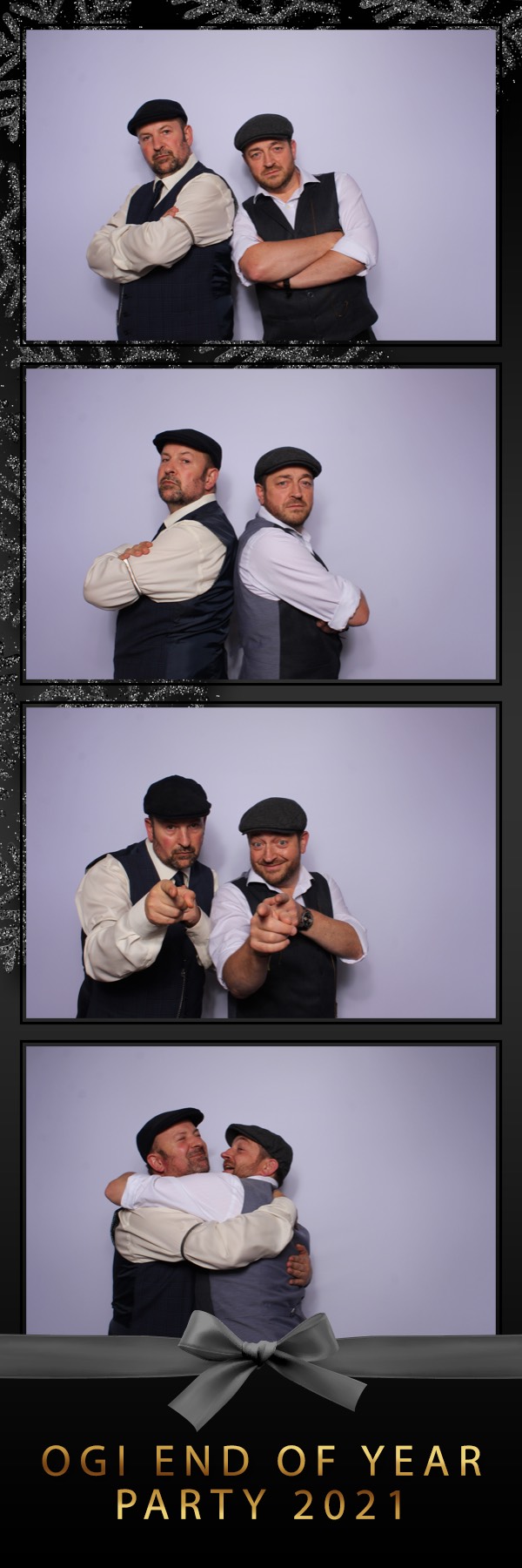 Ogi End of Year Party 2021 | View more photos from the event at images.mobile-photo-booth.com/u/MobilePhotoBoothUK/Ogi-End-of-Year-Party-2021