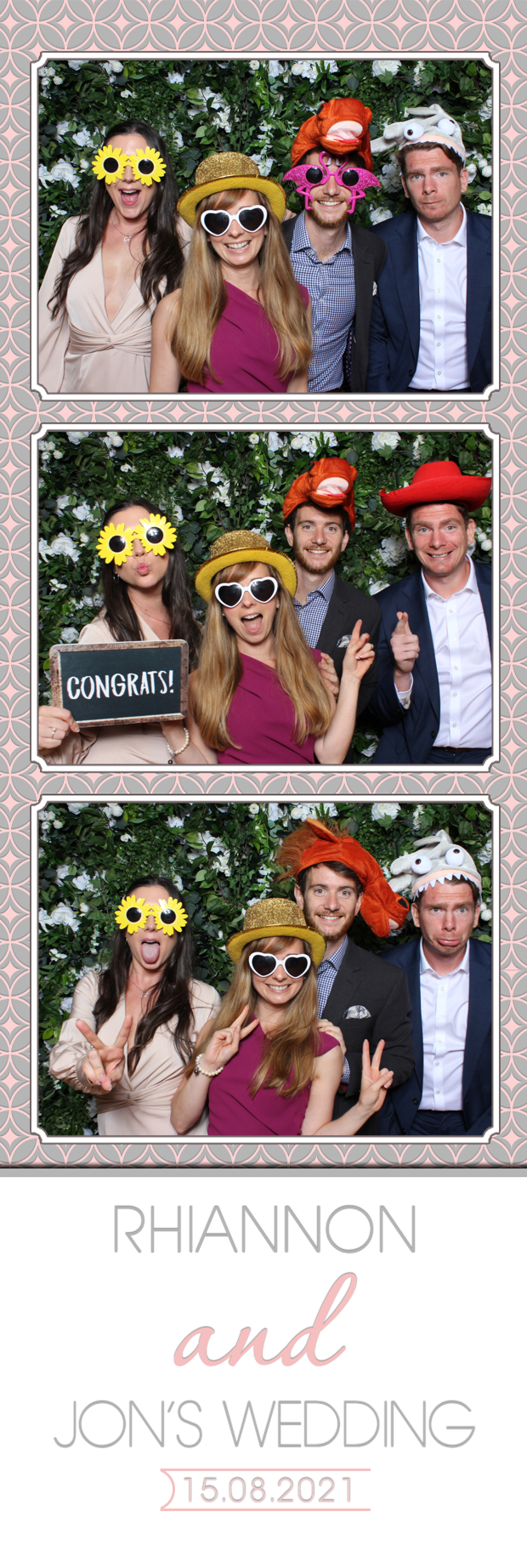 Rhiannon & Jon | View more photos from the event at images.mobile-photo-booth.com/u/MobilePhotoBoothUK/Rhiannon-Jon