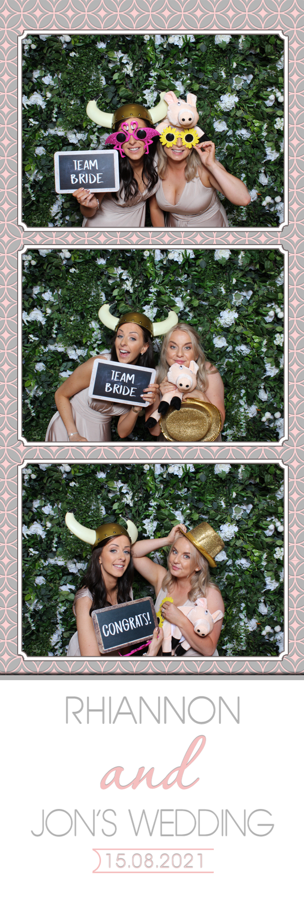 Rhiannon & Jon | View more photos from the event at images.mobile-photo-booth.com/u/MobilePhotoBoothUK/Rhiannon-Jon