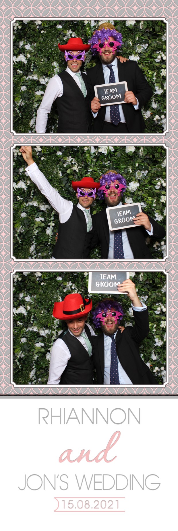 Rhiannon & Jon | View more photos from the event at images.mobile-photo-booth.com/u/MobilePhotoBoothUK/Rhiannon-Jon