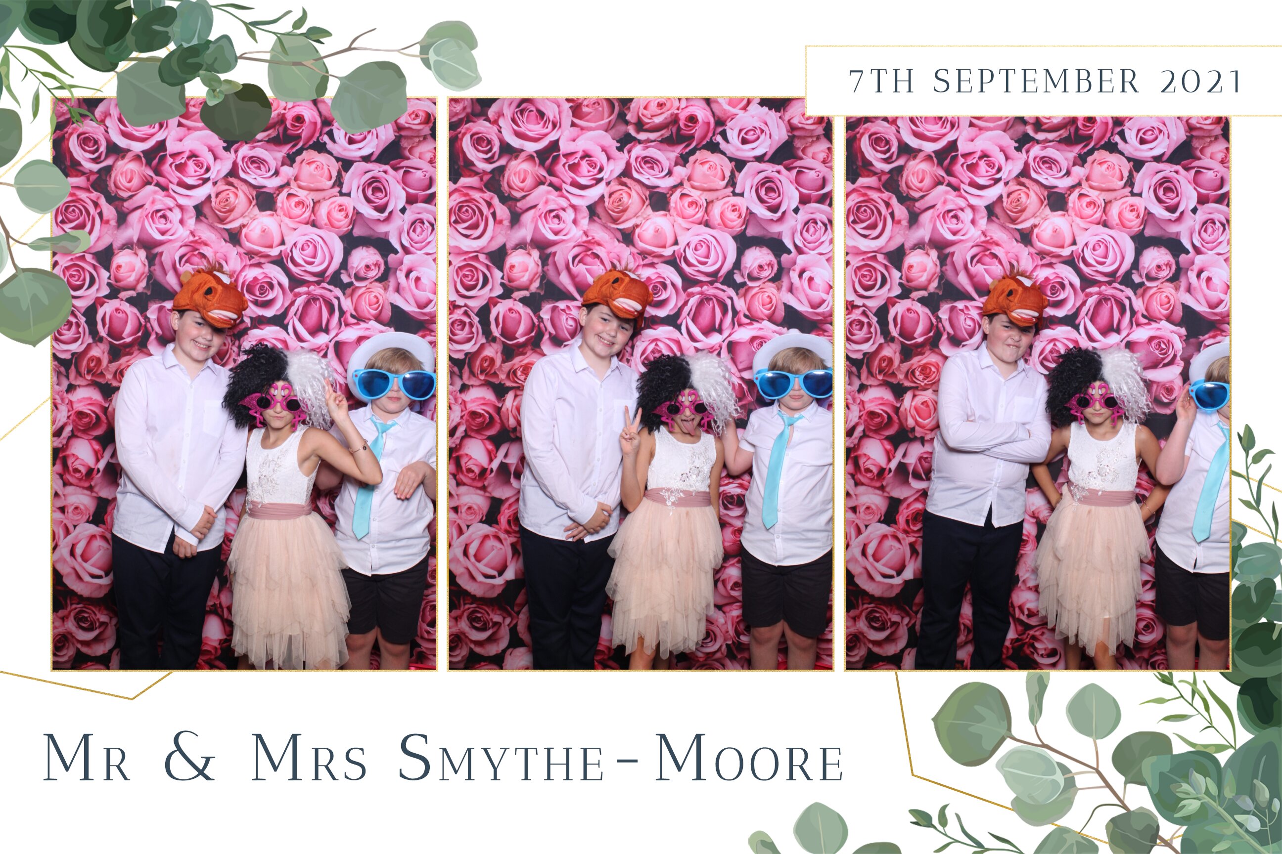 Tiffany & Daniel | View more photos from the event at images.mobile-photo-booth.com/u/MobilePhotoBoothUK/Tiffany-Daniel