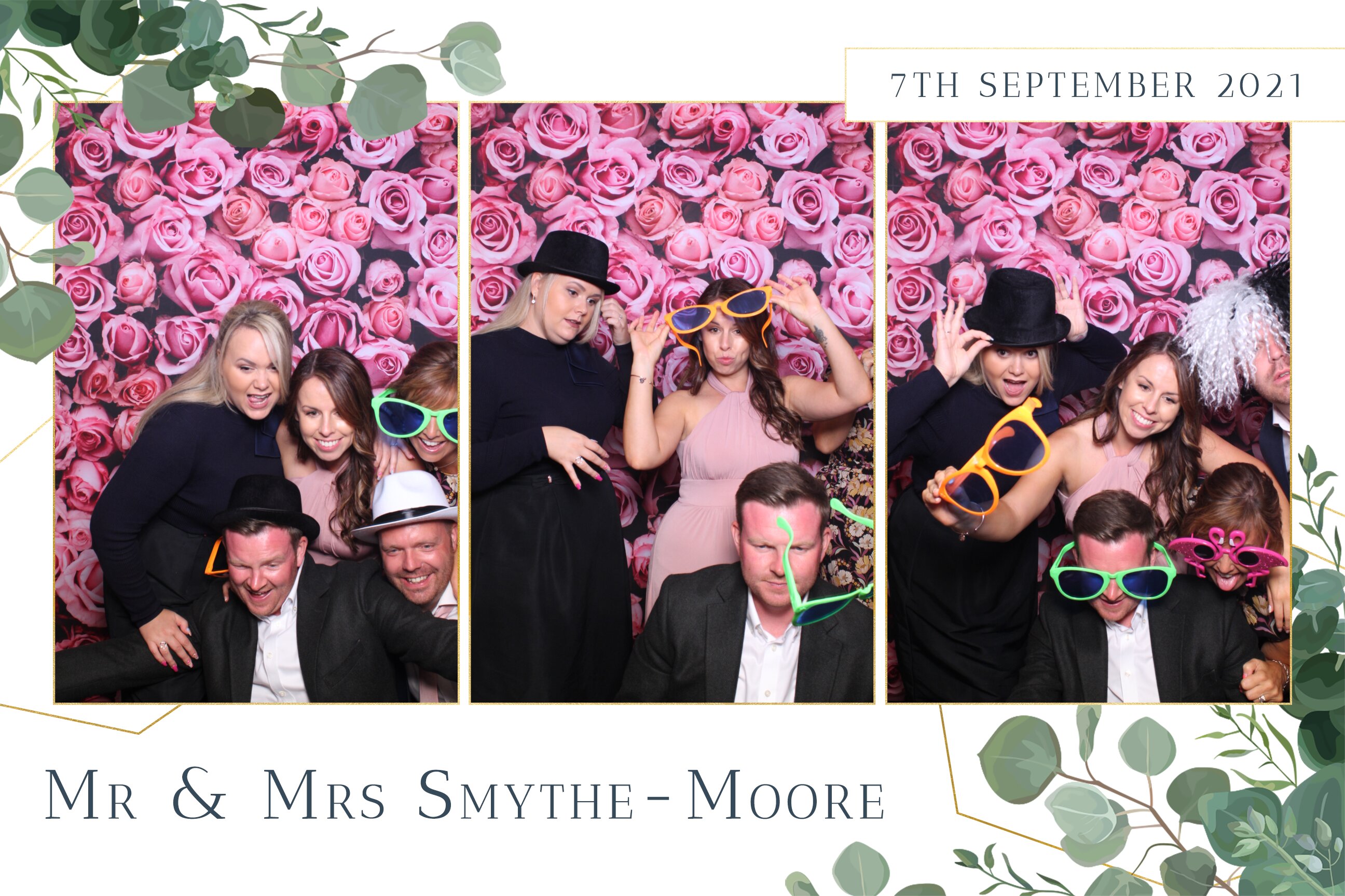 Tiffany & Daniel | View more photos from the event at images.mobile-photo-booth.com/u/MobilePhotoBoothUK/Tiffany-Daniel