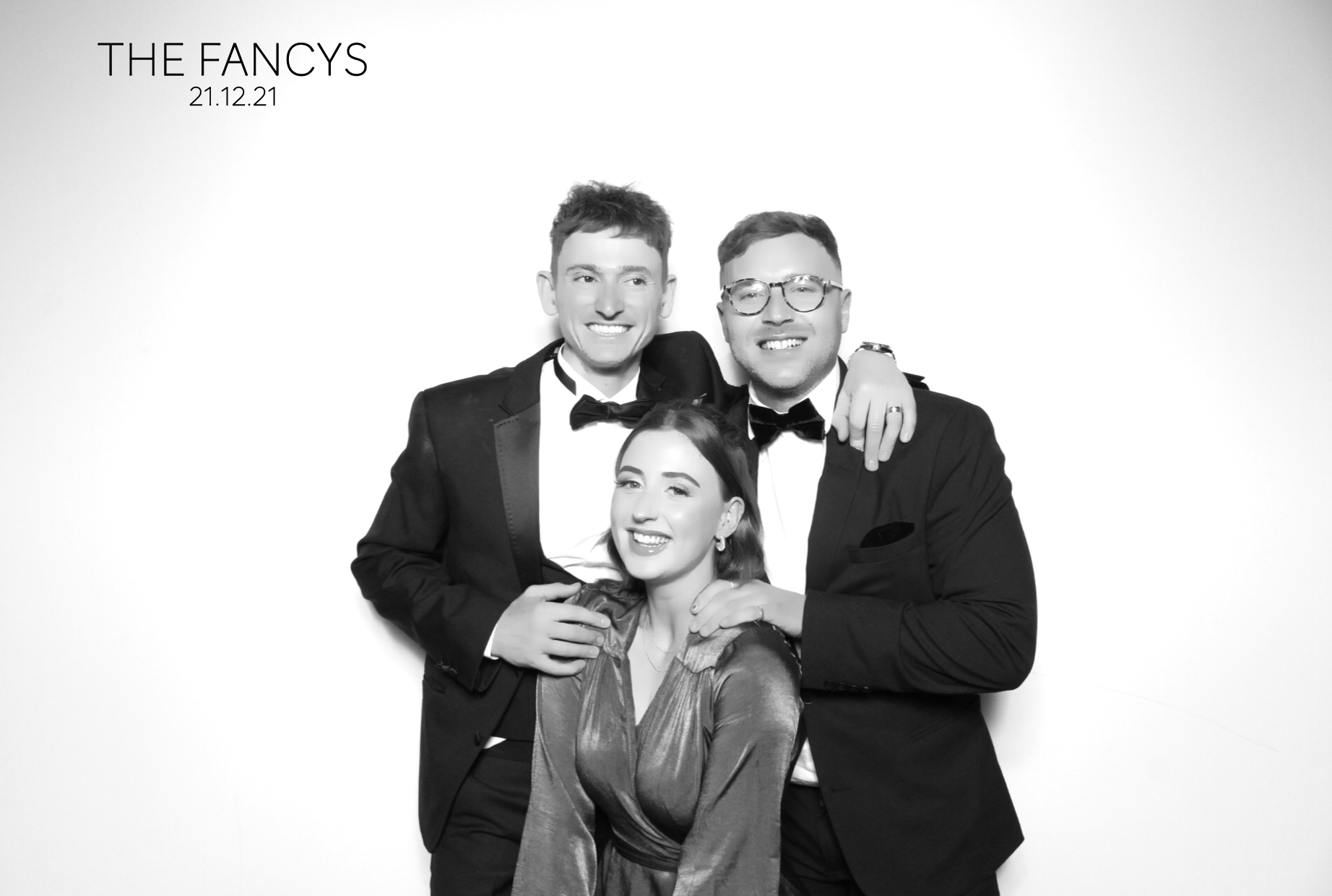 Tom & Ellen | View more photos from the event at images.mobile-photo-booth.com/u/MobilePhotoBoothUK/Tom-Ellen