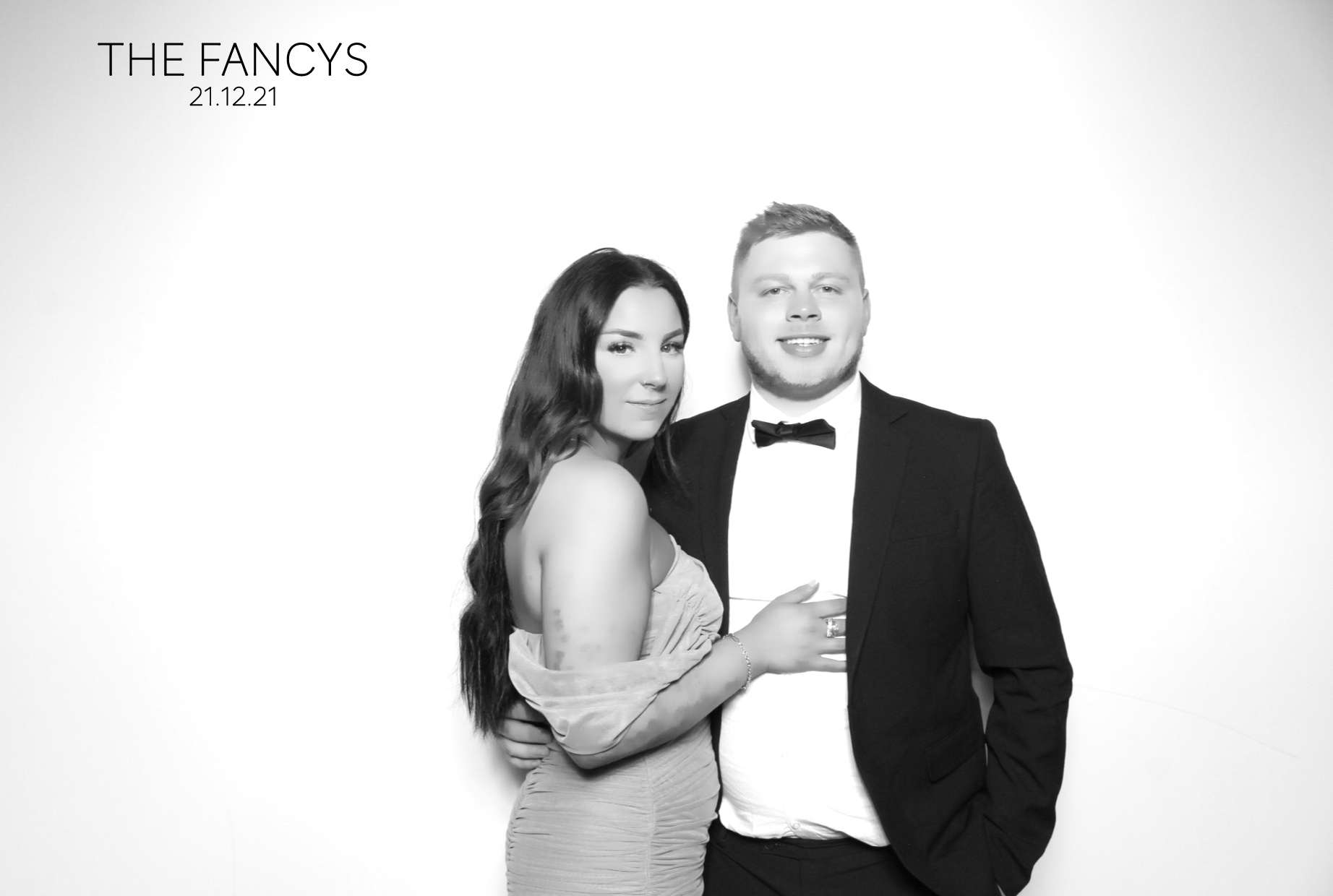 Tom & Ellen | View more photos from the event at images.mobile-photo-booth.com/u/MobilePhotoBoothUK/Tom-Ellen