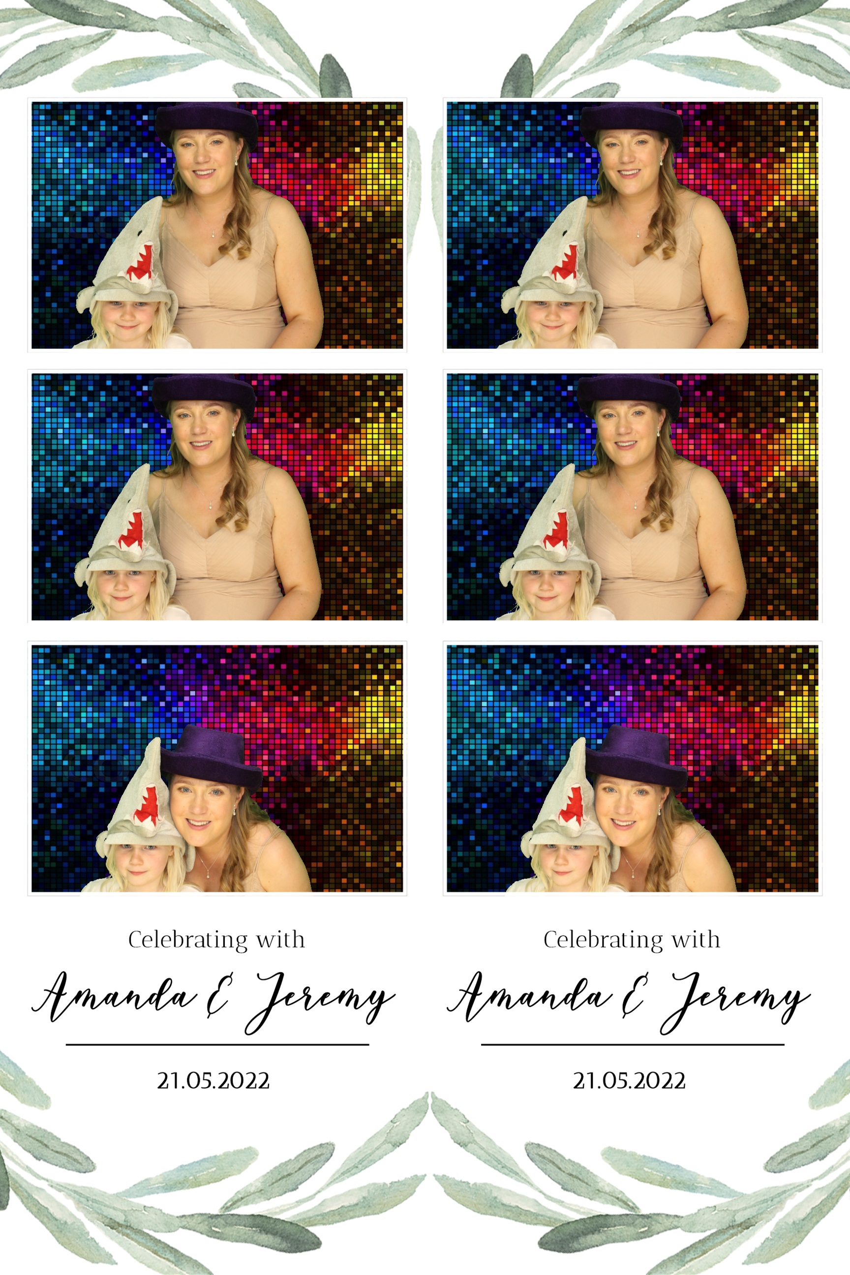 Amanda & Jeremy | View more photos from the event at images.mobile-photo-booth.com/u/MobilePhotoBoothUK/Amanda-Jeremy