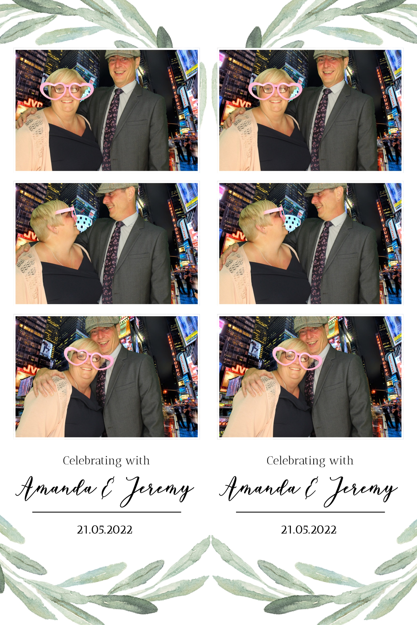 Amanda & Jeremy | View more photos from the event at images.mobile-photo-booth.com/u/MobilePhotoBoothUK/Amanda-Jeremy