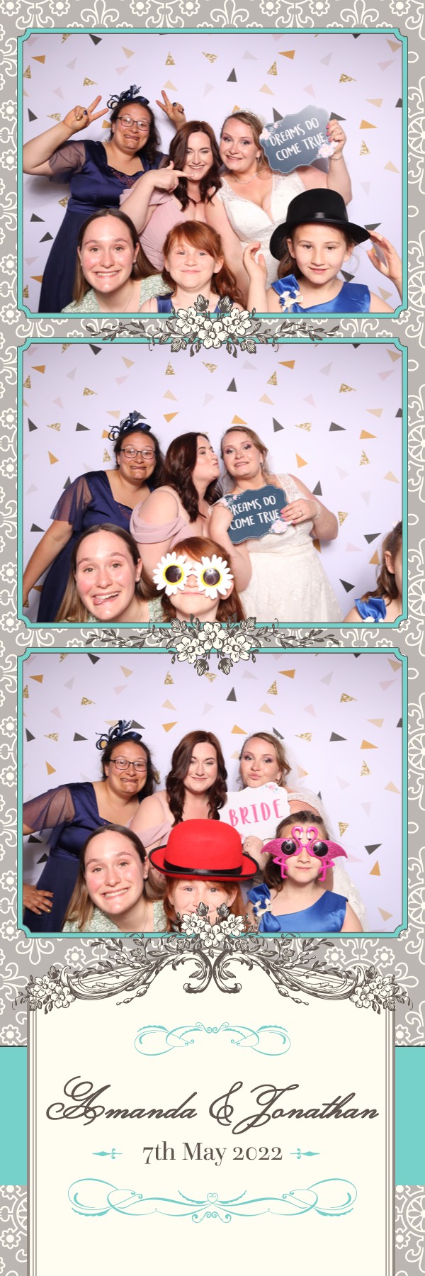 Amanda & Jonathan | View more photos from the event at images.mobile-photo-booth.com/u/MobilePhotoBoothUK/Amanda-Jonathan
