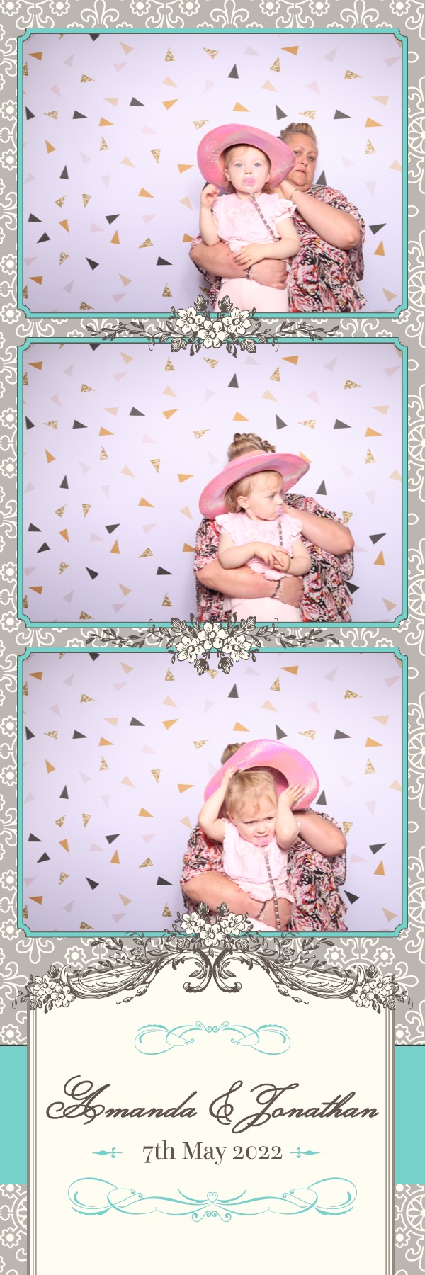 Amanda & Jonathan | View more photos from the event at images.mobile-photo-booth.com/u/MobilePhotoBoothUK/Amanda-Jonathan