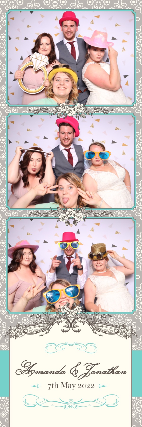 Amanda & Jonathan | View more photos from the event at images.mobile-photo-booth.com/u/MobilePhotoBoothUK/Amanda-Jonathan