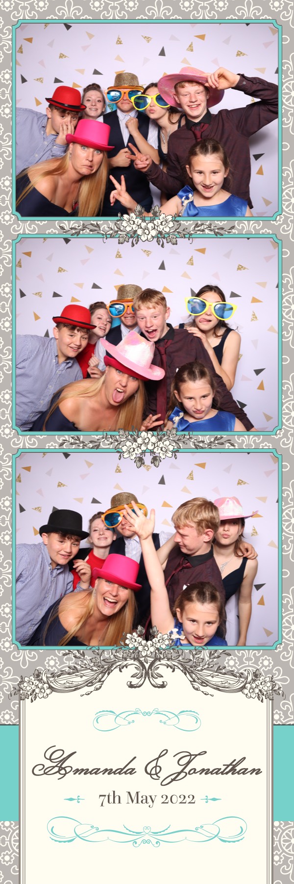 Amanda & Jonathan | View more photos from the event at images.mobile-photo-booth.com/u/MobilePhotoBoothUK/Amanda-Jonathan