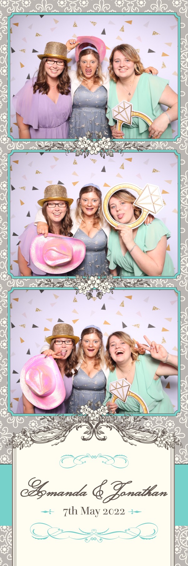Amanda & Jonathan | View more photos from the event at images.mobile-photo-booth.com/u/MobilePhotoBoothUK/Amanda-Jonathan