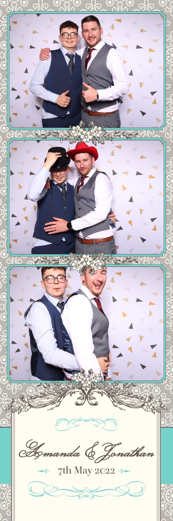 Amanda & Jonathan | View more photos from the event at images.mobile-photo-booth.com/u/MobilePhotoBoothUK/Amanda-Jonathan