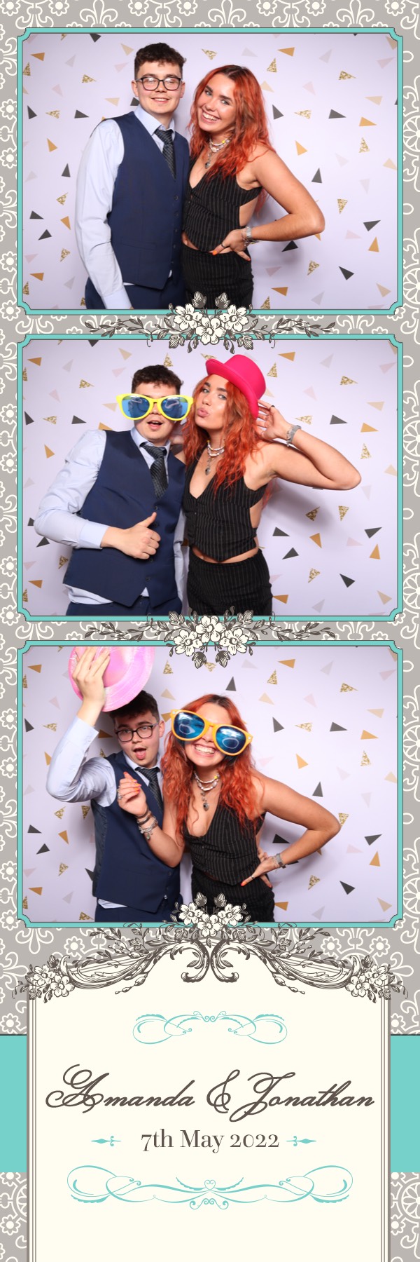 Amanda & Jonathan | View more photos from the event at images.mobile-photo-booth.com/u/MobilePhotoBoothUK/Amanda-Jonathan