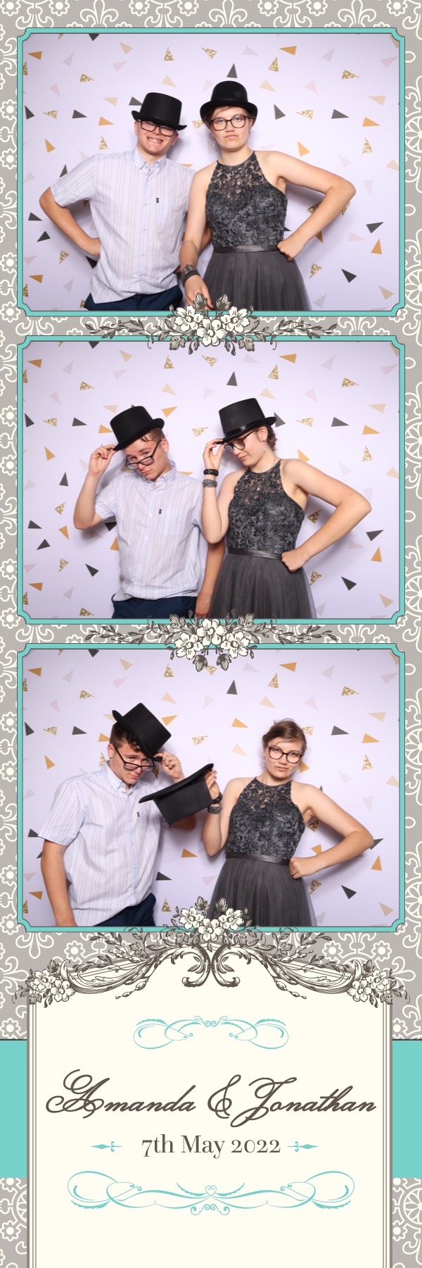Amanda & Jonathan | View more photos from the event at images.mobile-photo-booth.com/u/MobilePhotoBoothUK/Amanda-Jonathan