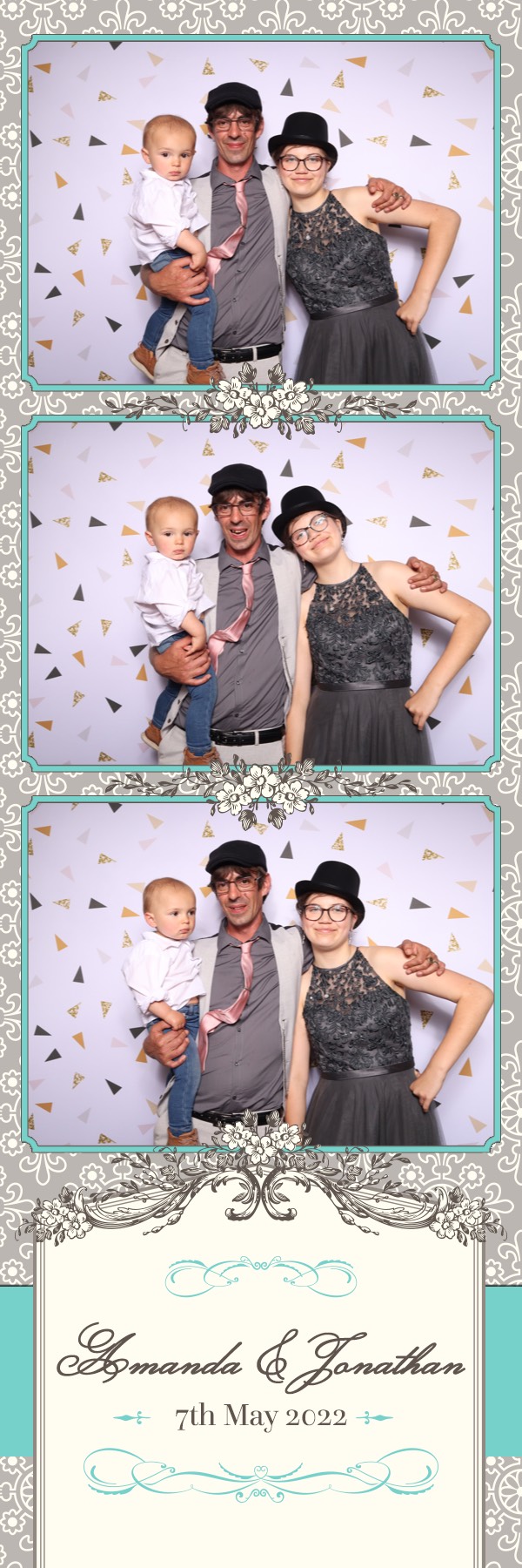 Amanda & Jonathan | View more photos from the event at images.mobile-photo-booth.com/u/MobilePhotoBoothUK/Amanda-Jonathan