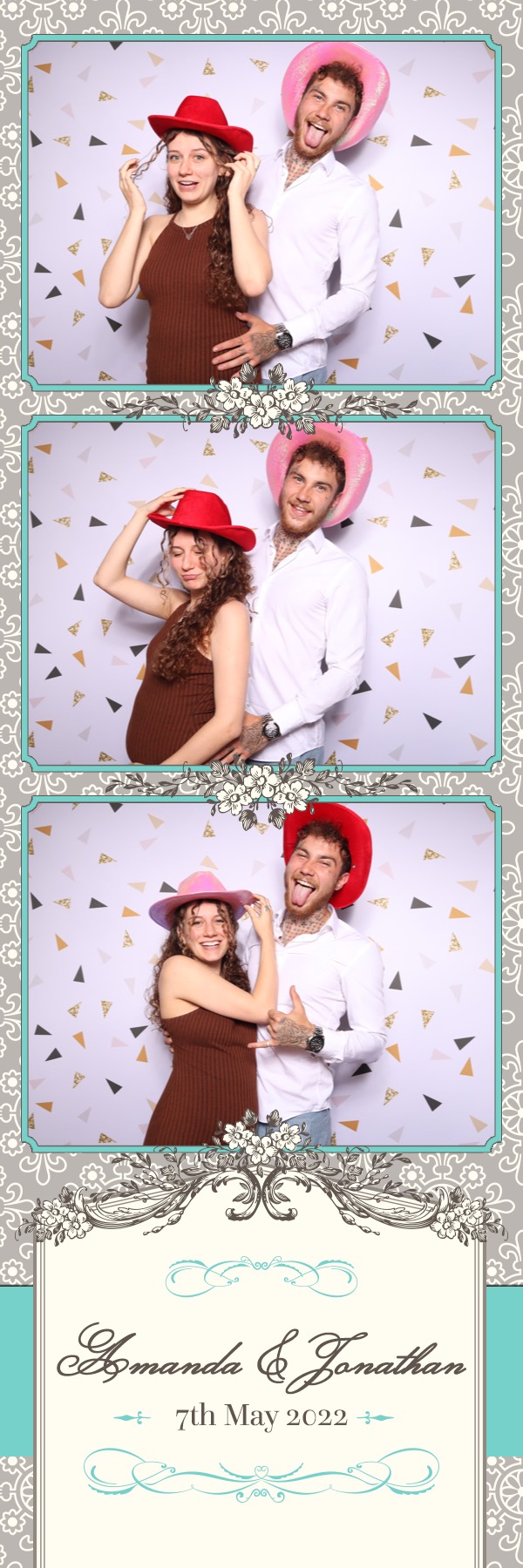 Amanda & Jonathan | View more photos from the event at images.mobile-photo-booth.com/u/MobilePhotoBoothUK/Amanda-Jonathan