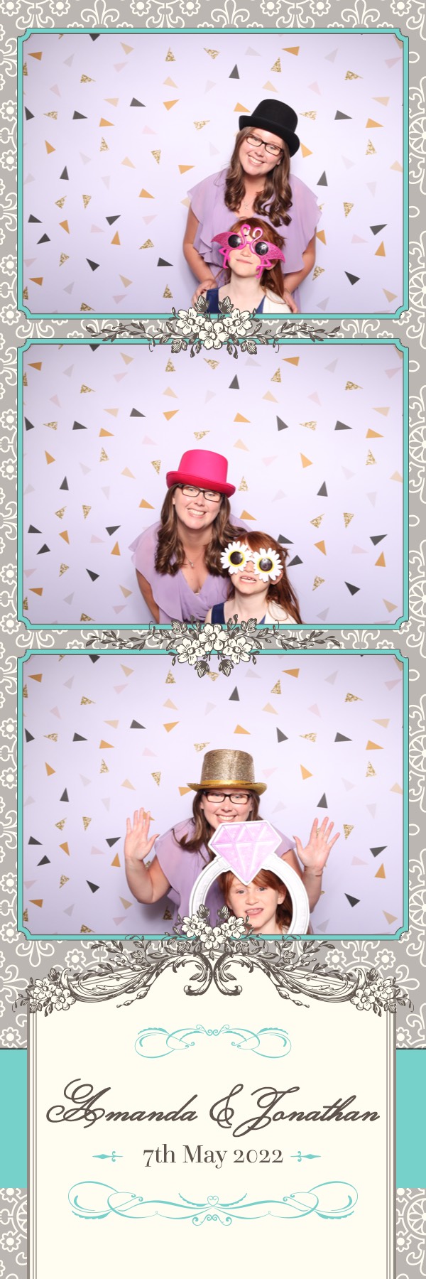 Amanda & Jonathan | View more photos from the event at images.mobile-photo-booth.com/u/MobilePhotoBoothUK/Amanda-Jonathan