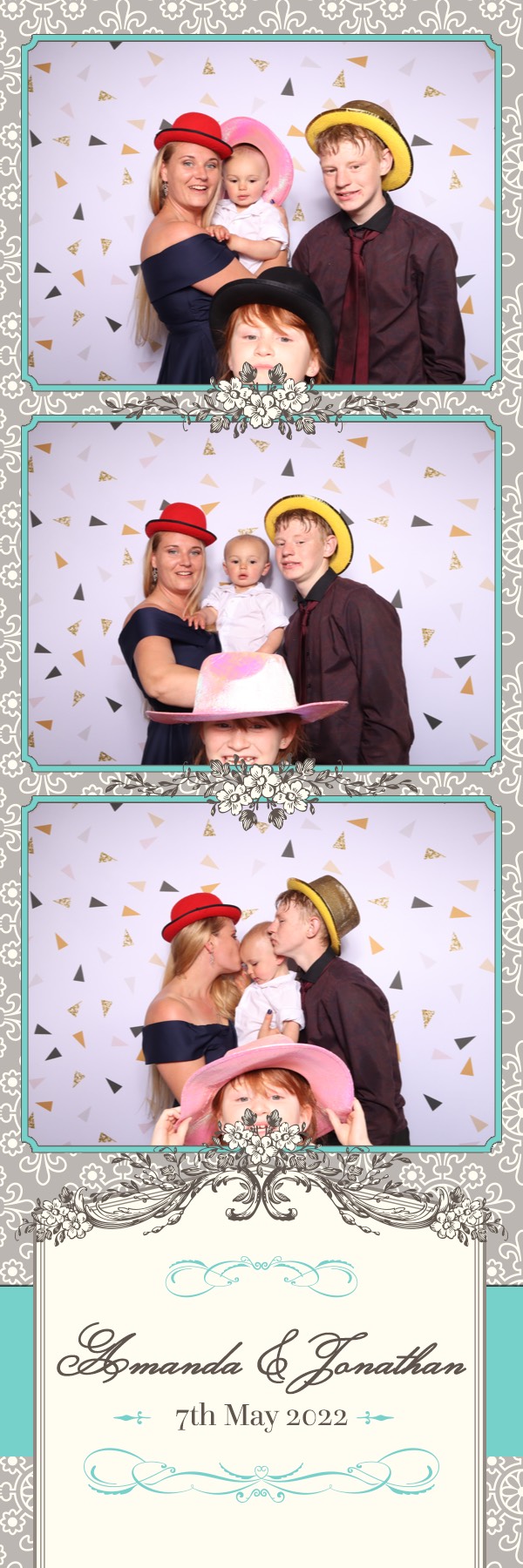 Amanda & Jonathan | View more photos from the event at images.mobile-photo-booth.com/u/MobilePhotoBoothUK/Amanda-Jonathan
