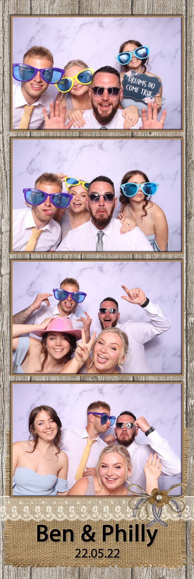 Ben & Philly | View more photos from the event at images.mobile-photo-booth.com/u/MobilePhotoBoothUK/Ben-Philly