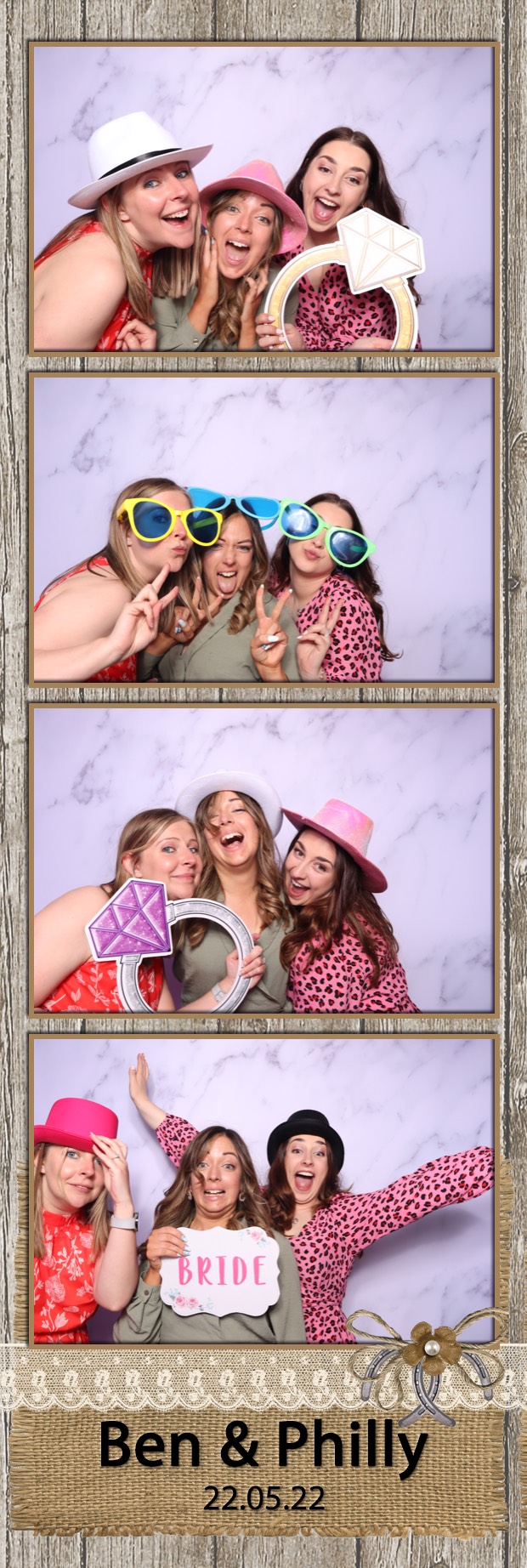 Ben & Philly | View more photos from the event at images.mobile-photo-booth.com/u/MobilePhotoBoothUK/Ben-Philly
