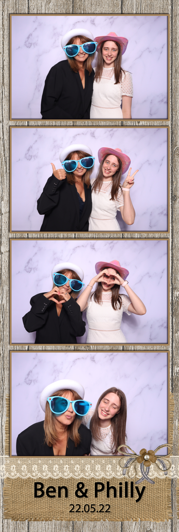 Ben & Philly | View more photos from the event at images.mobile-photo-booth.com/u/MobilePhotoBoothUK/Ben-Philly