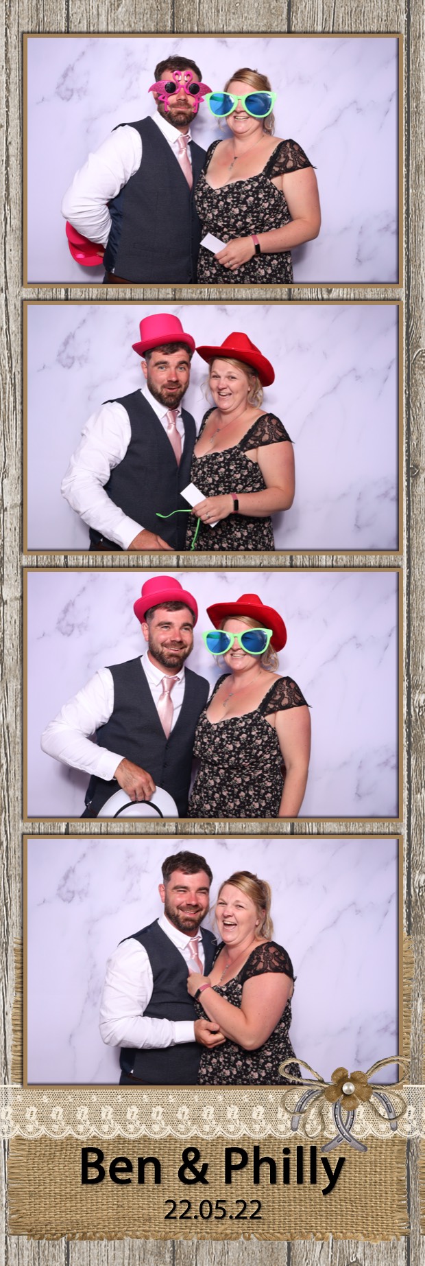 Ben & Philly | View more photos from the event at images.mobile-photo-booth.com/u/MobilePhotoBoothUK/Ben-Philly