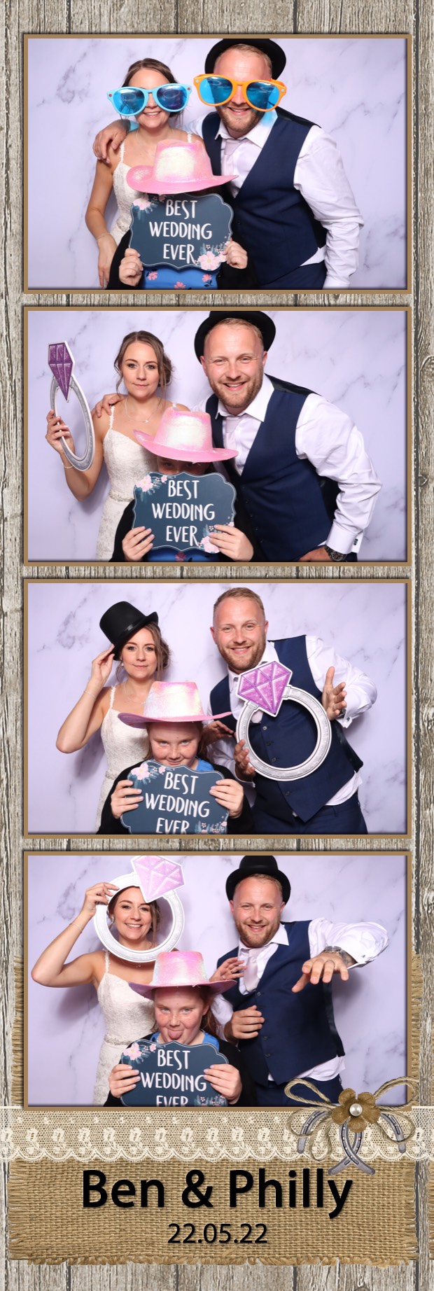 Ben & Philly | View more photos from the event at images.mobile-photo-booth.com/u/MobilePhotoBoothUK/Ben-Philly