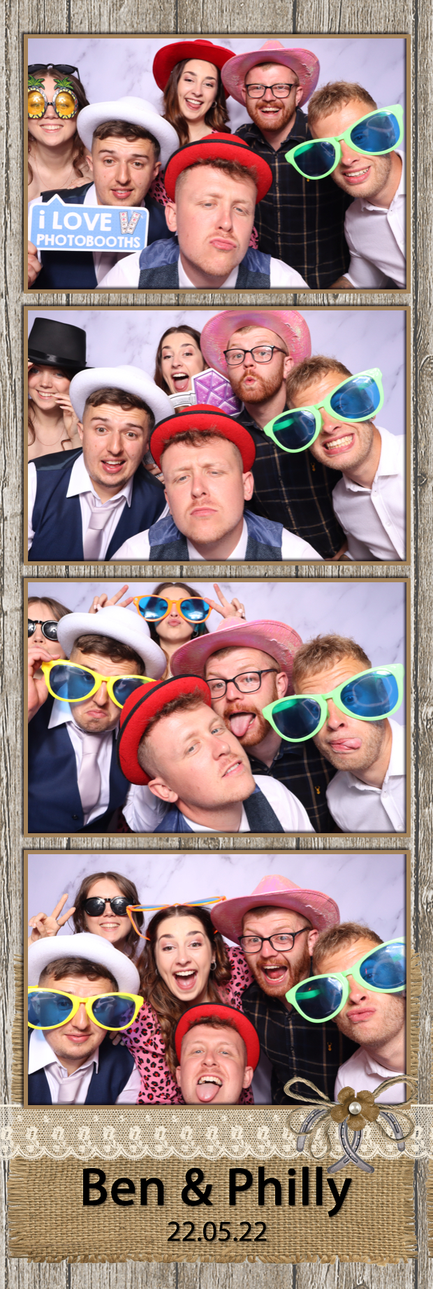 Ben & Philly | View more photos from the event at images.mobile-photo-booth.com/u/MobilePhotoBoothUK/Ben-Philly