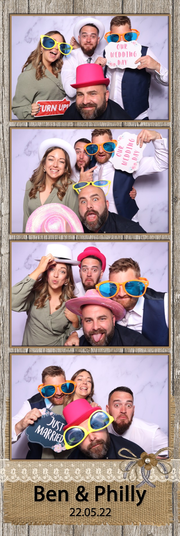 Ben & Philly | View more photos from the event at images.mobile-photo-booth.com/u/MobilePhotoBoothUK/Ben-Philly