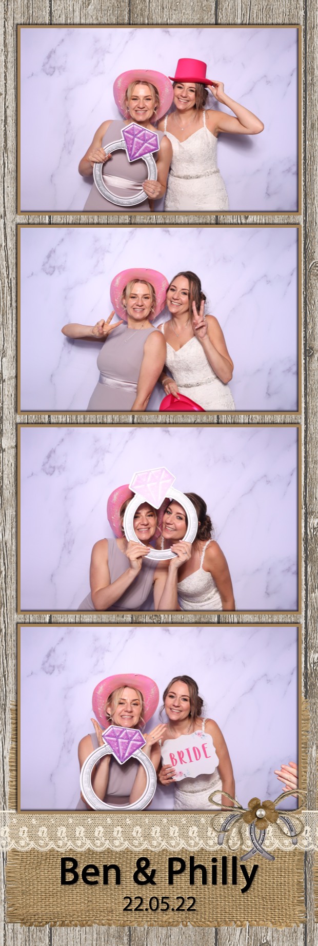 Ben & Philly | View more photos from the event at images.mobile-photo-booth.com/u/MobilePhotoBoothUK/Ben-Philly