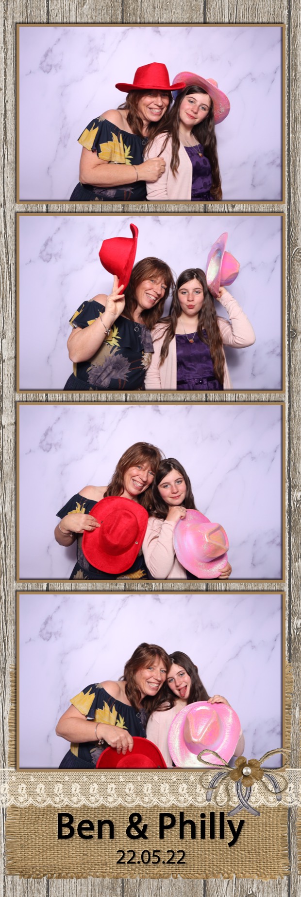 Ben & Philly | View more photos from the event at images.mobile-photo-booth.com/u/MobilePhotoBoothUK/Ben-Philly