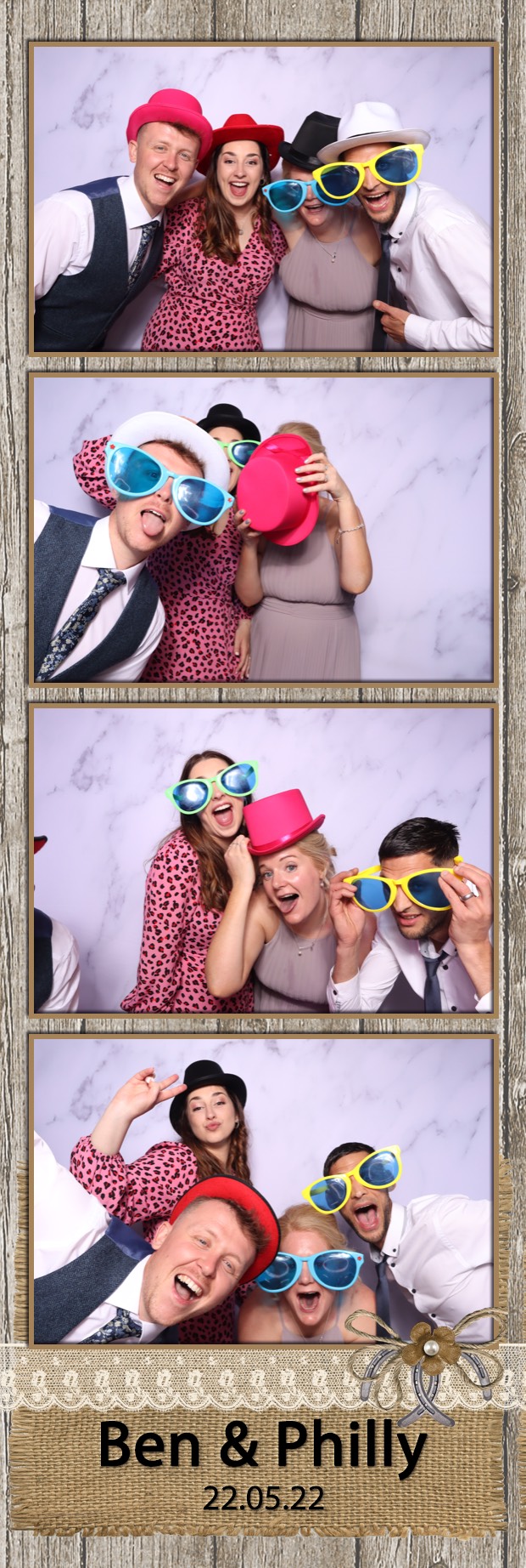 Ben & Philly | View more photos from the event at images.mobile-photo-booth.com/u/MobilePhotoBoothUK/Ben-Philly