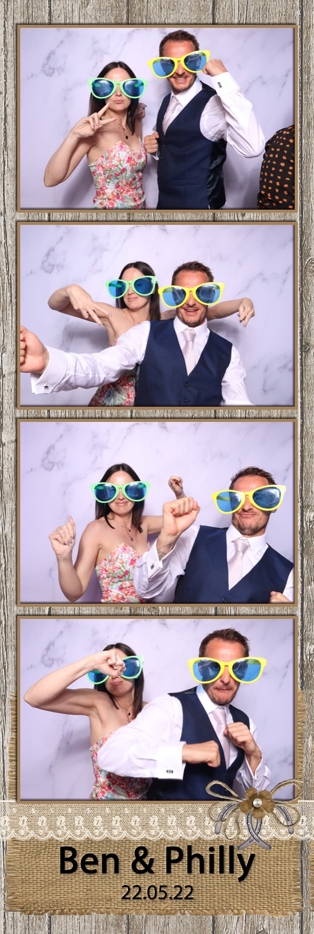 Ben & Philly | View more photos from the event at images.mobile-photo-booth.com/u/MobilePhotoBoothUK/Ben-Philly
