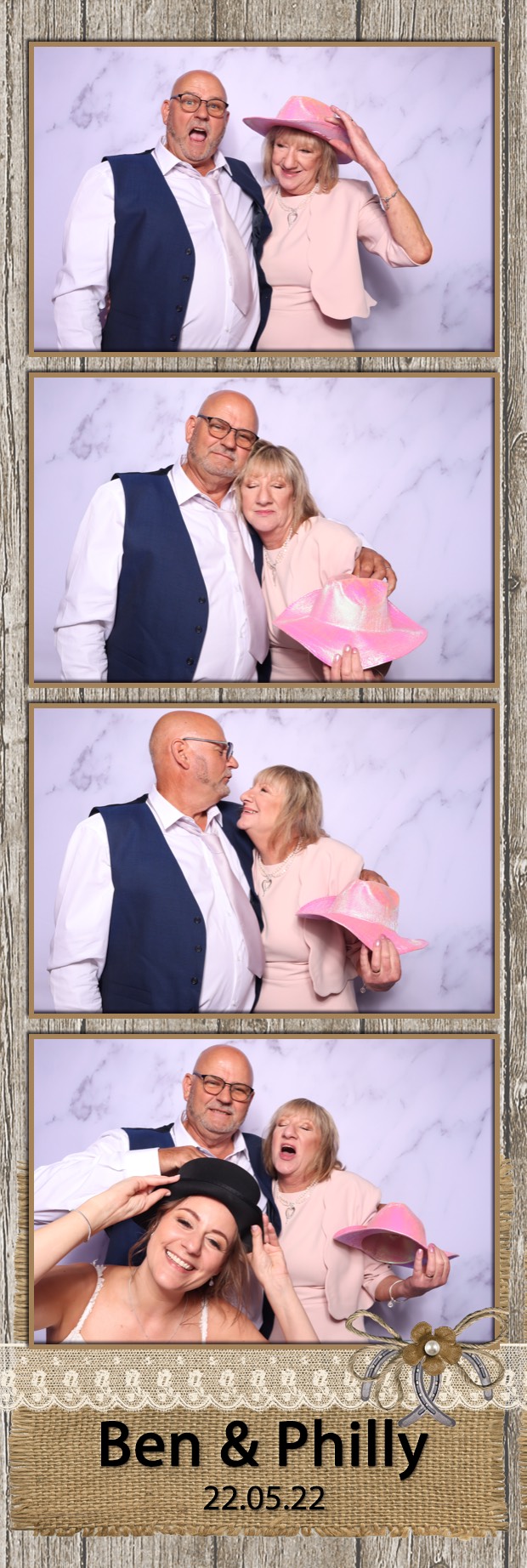 Ben & Philly | View more photos from the event at images.mobile-photo-booth.com/u/MobilePhotoBoothUK/Ben-Philly