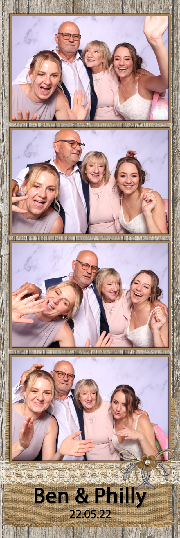 Ben & Philly | View more photos from the event at images.mobile-photo-booth.com/u/MobilePhotoBoothUK/Ben-Philly