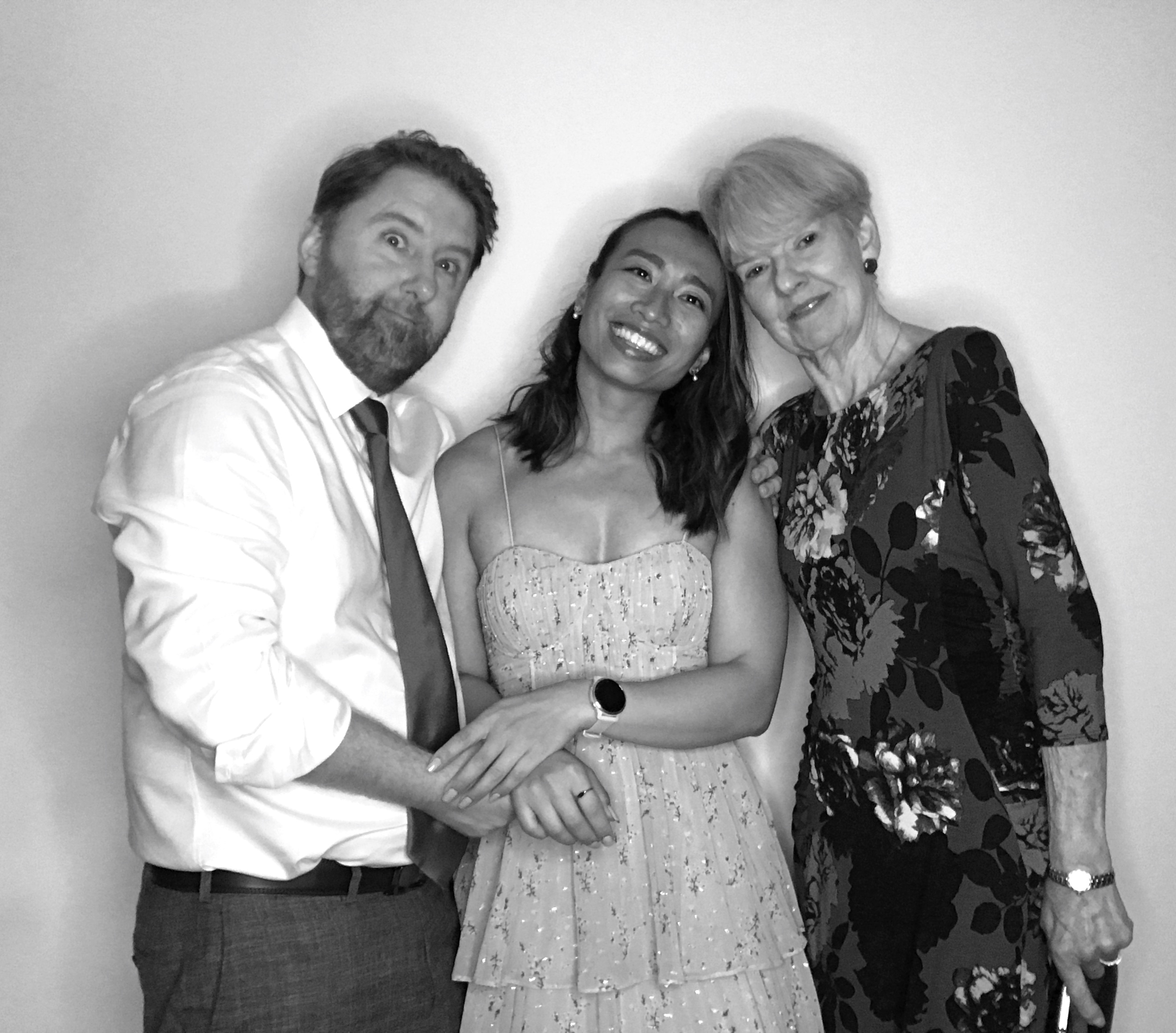Charlie & Kate | View more photos from the event at images.mobile-photo-booth.com/u/MobilePhotoBoothUK/Charlie-Kate