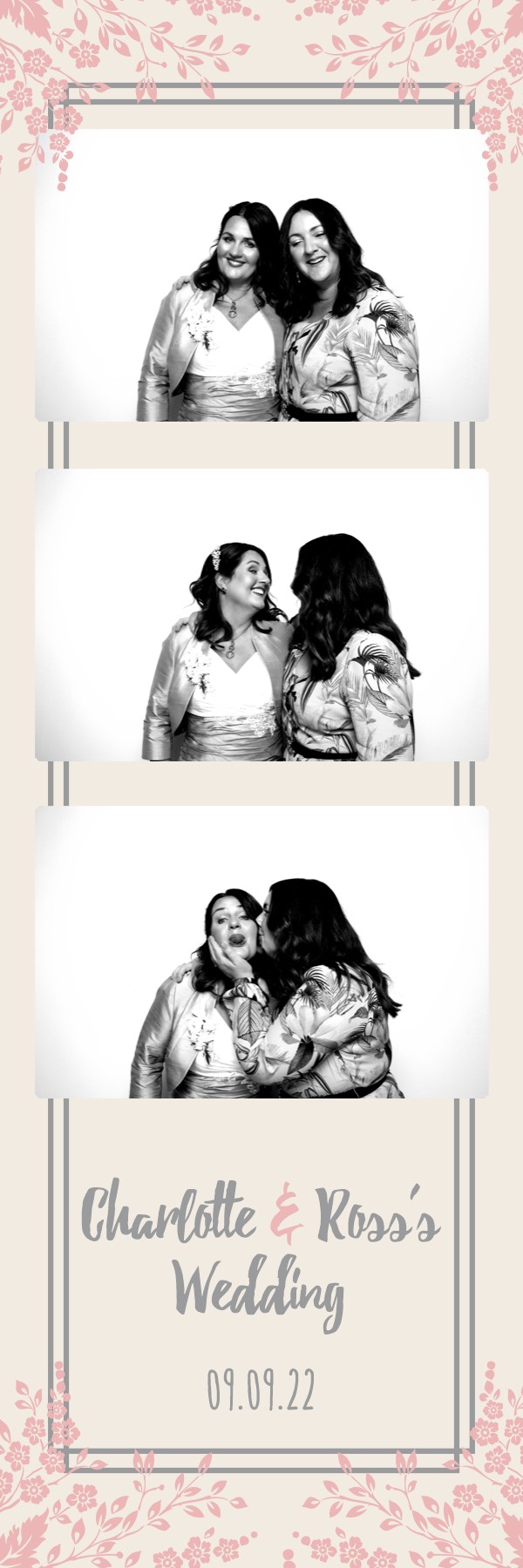 Charlotte & Ross | View more photos from the event at images.mobile-photo-booth.com/u/MobilePhotoBoothUK/Charlotte-Ross