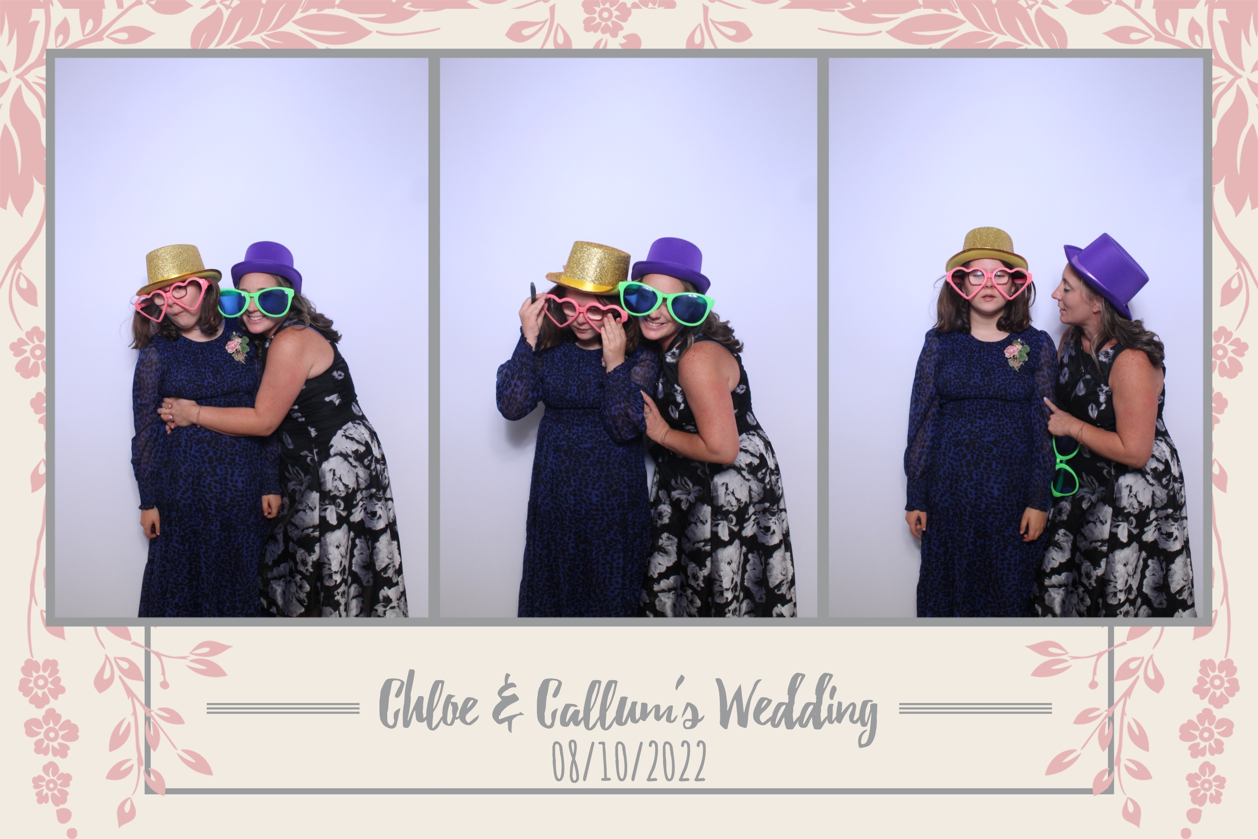 Chloe & Callum | View more photos from the event at images.mobile-photo-booth.com/u/MobilePhotoBoothUK/Chloe-Callum