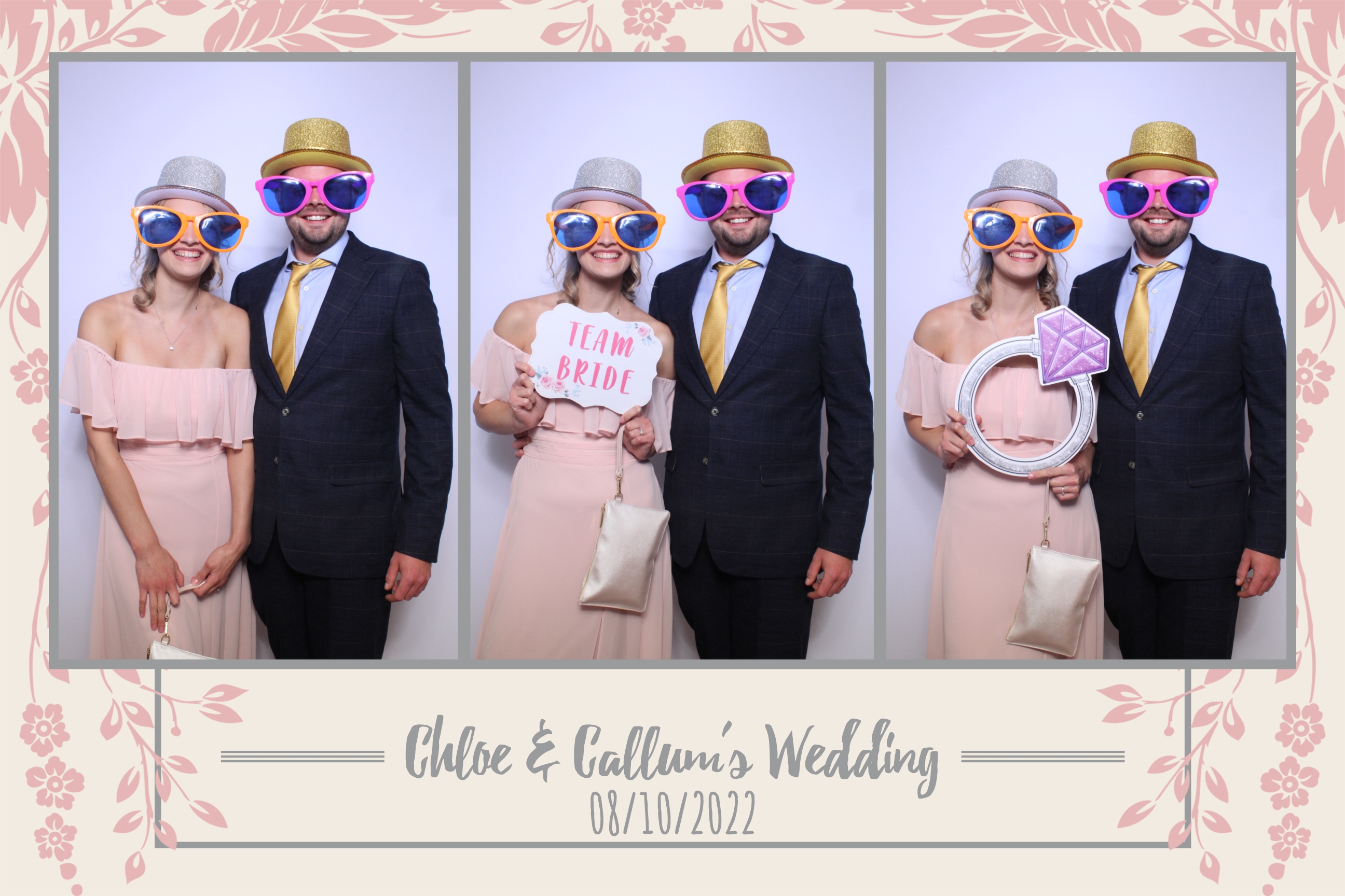 Chloe & Callum | View more photos from the event at images.mobile-photo-booth.com/u/MobilePhotoBoothUK/Chloe-Callum