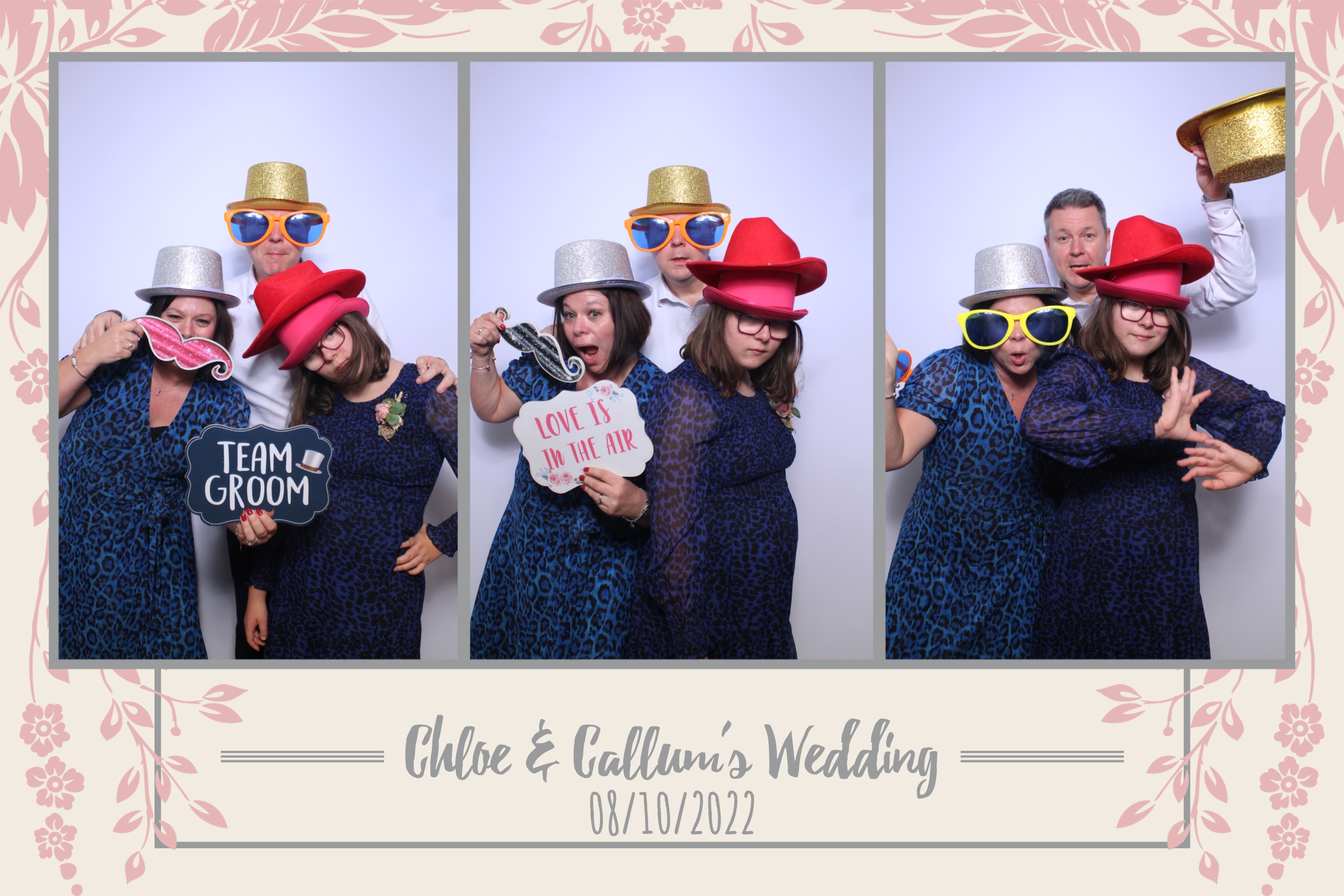 Chloe & Callum | View more photos from the event at images.mobile-photo-booth.com/u/MobilePhotoBoothUK/Chloe-Callum