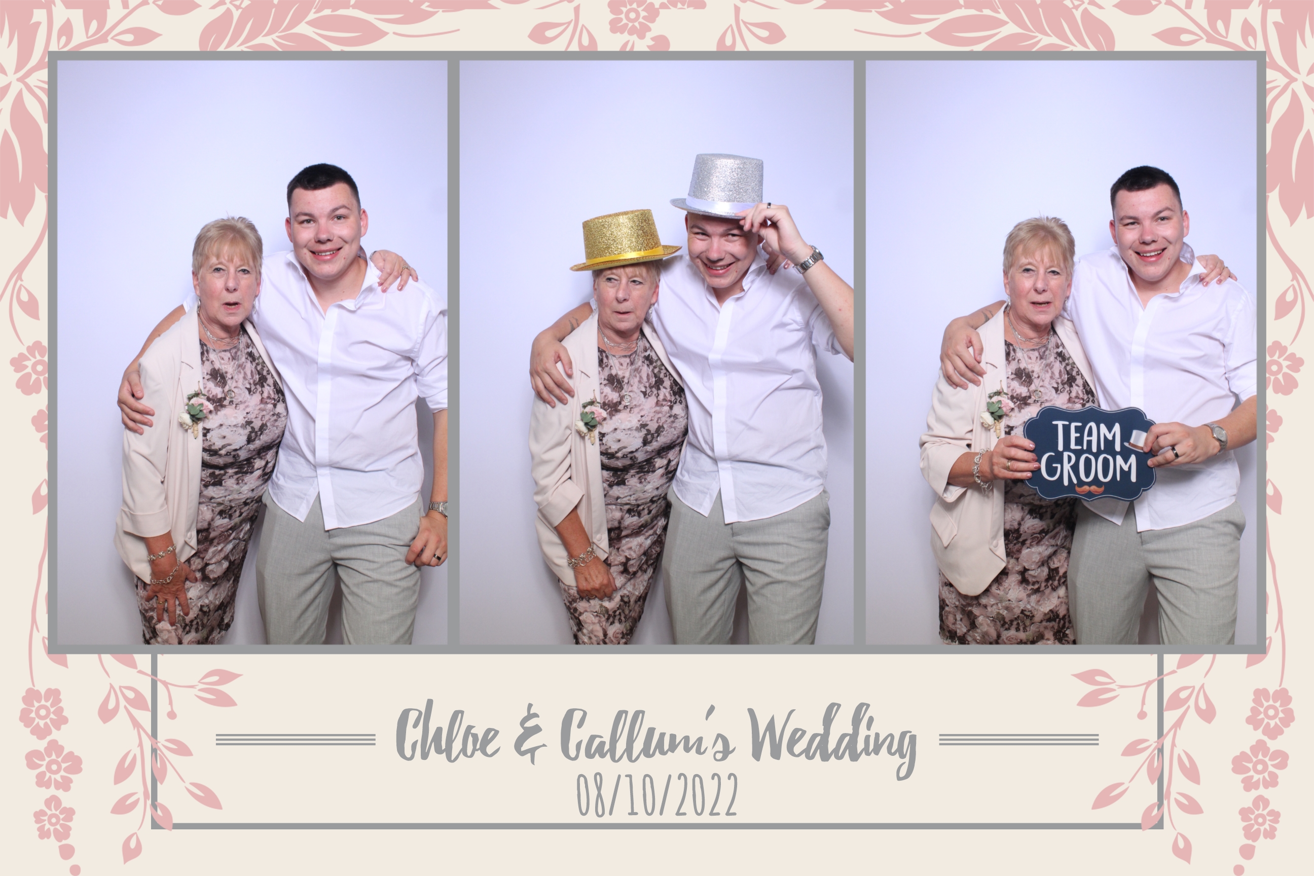 Chloe & Callum | View more photos from the event at images.mobile-photo-booth.com/u/MobilePhotoBoothUK/Chloe-Callum