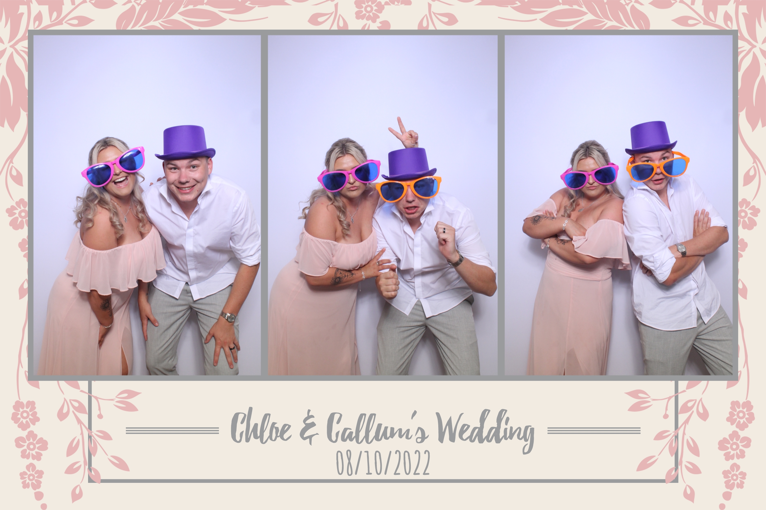 Chloe & Callum | View more photos from the event at images.mobile-photo-booth.com/u/MobilePhotoBoothUK/Chloe-Callum