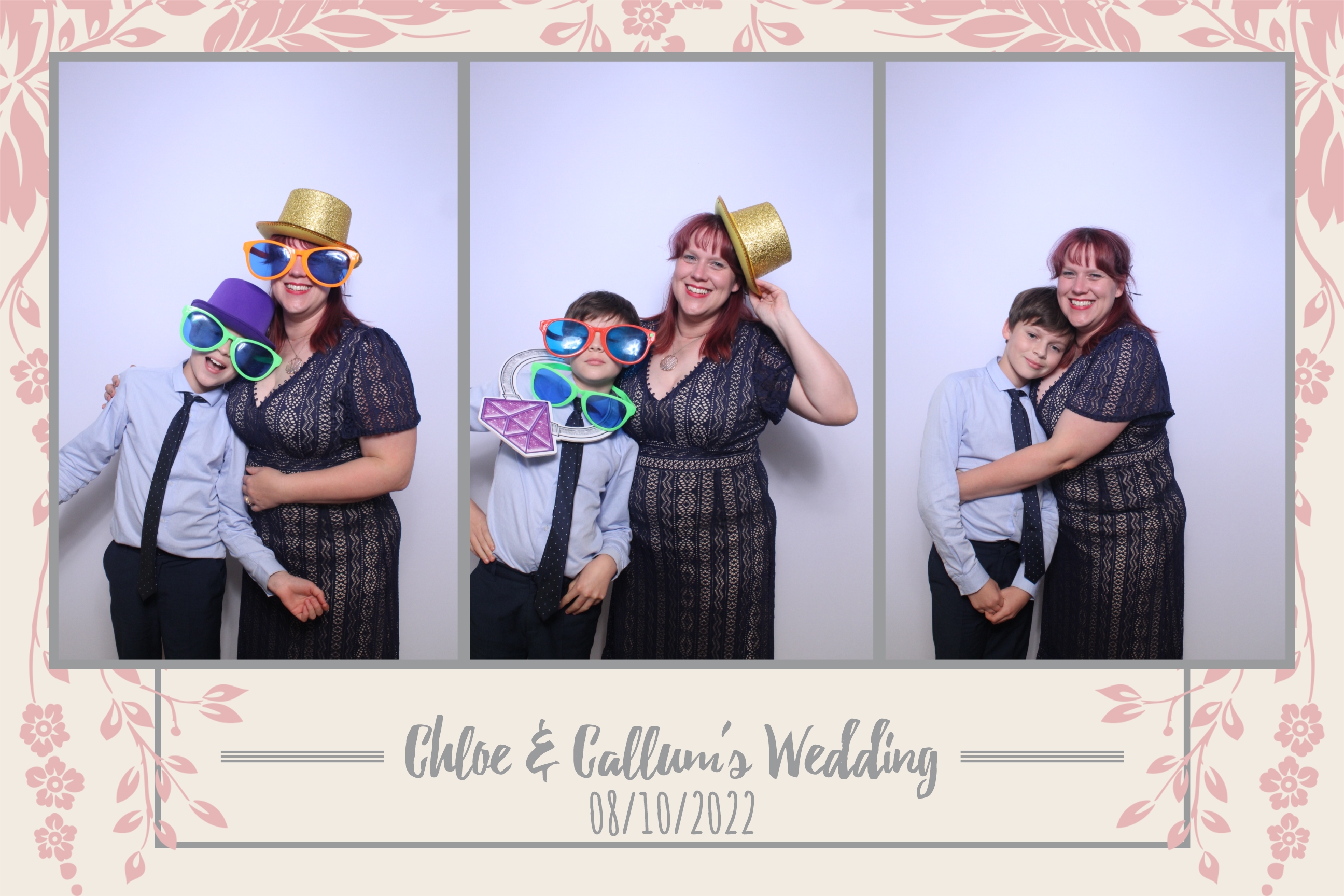 Chloe & Callum | View more photos from the event at images.mobile-photo-booth.com/u/MobilePhotoBoothUK/Chloe-Callum