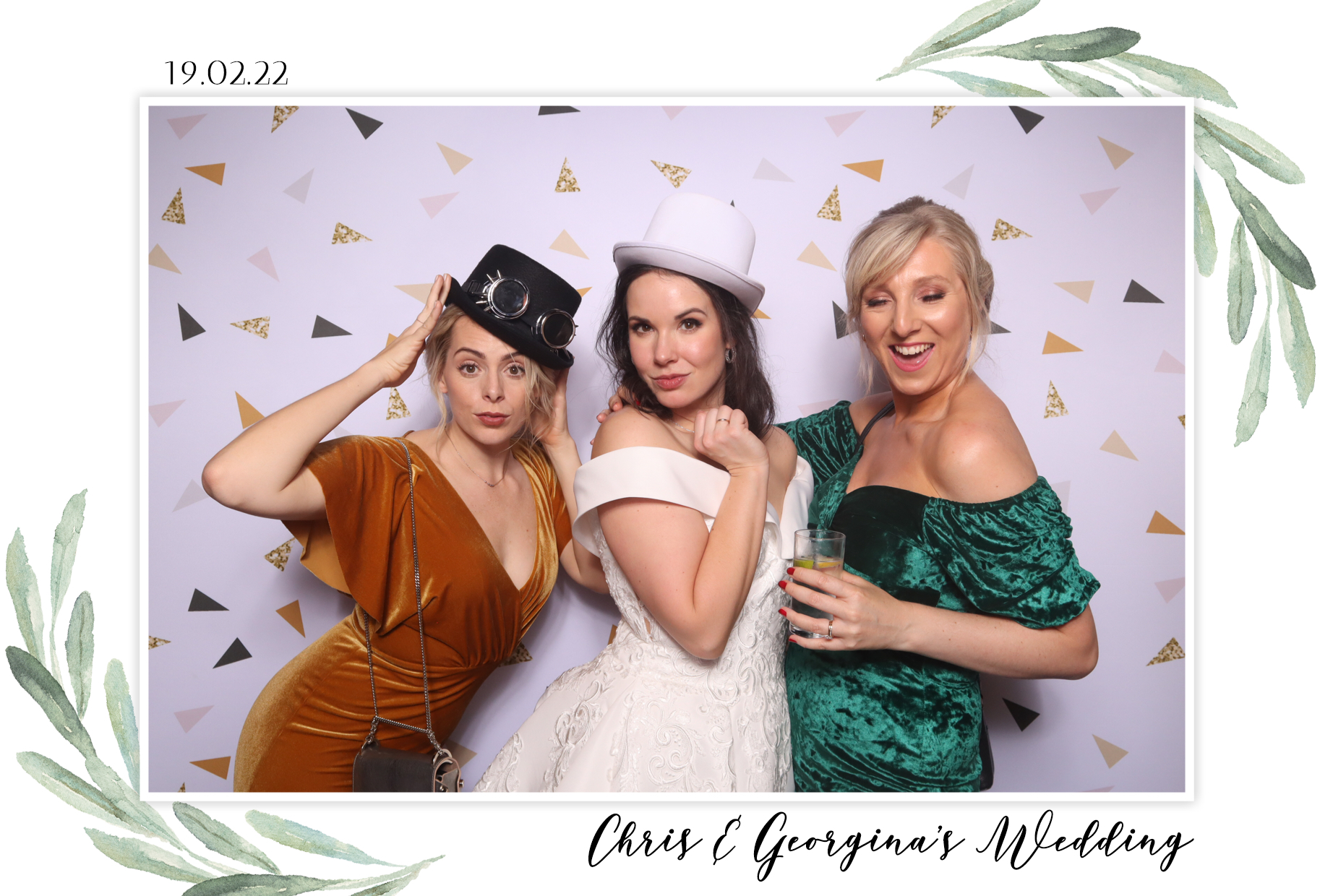 Chris & Georgina | View more photos from the event at images.mobile-photo-booth.com/u/MobilePhotoBoothUK/Chris-Georgina