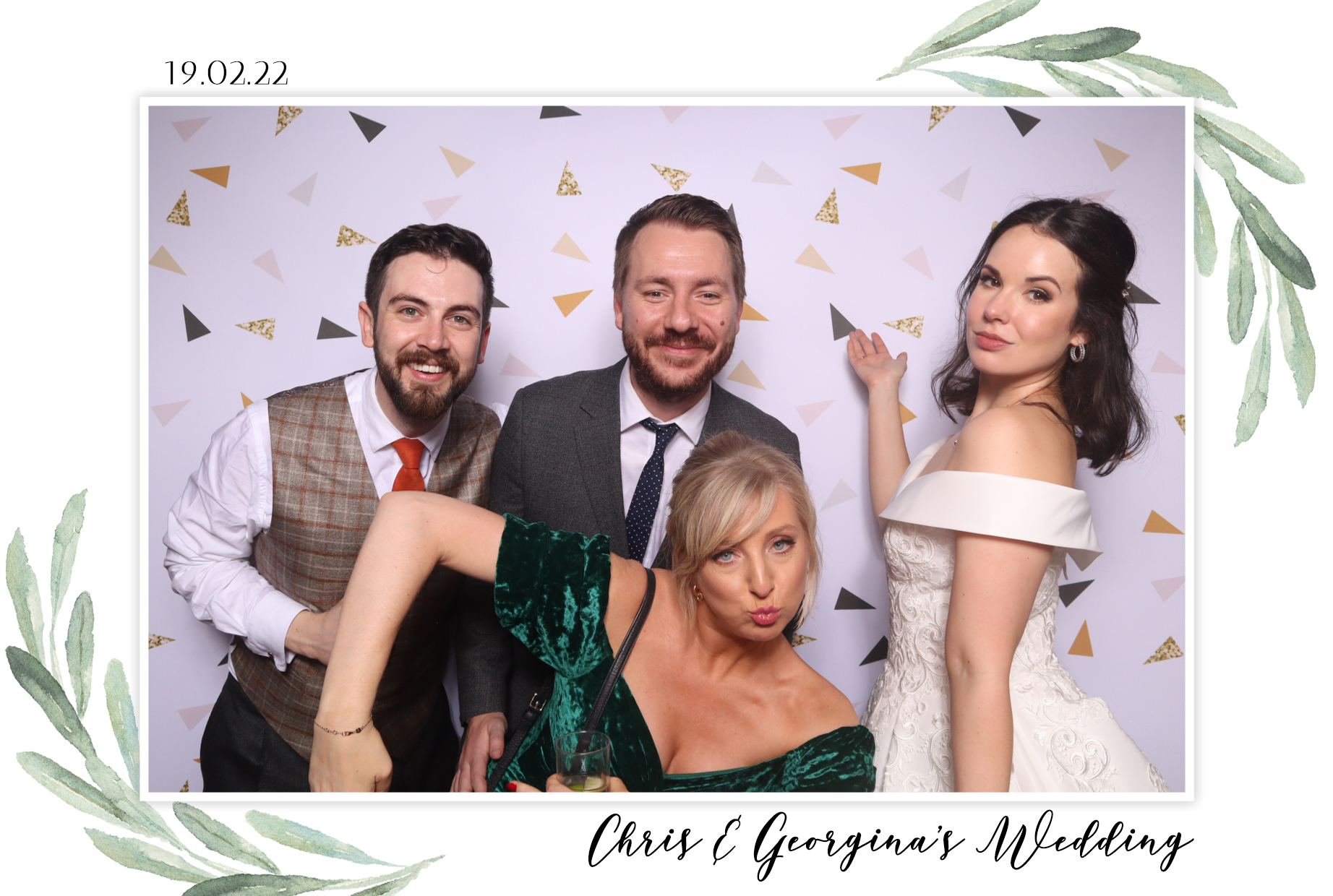 Chris & Georgina | View more photos from the event at images.mobile-photo-booth.com/u/MobilePhotoBoothUK/Chris-Georgina