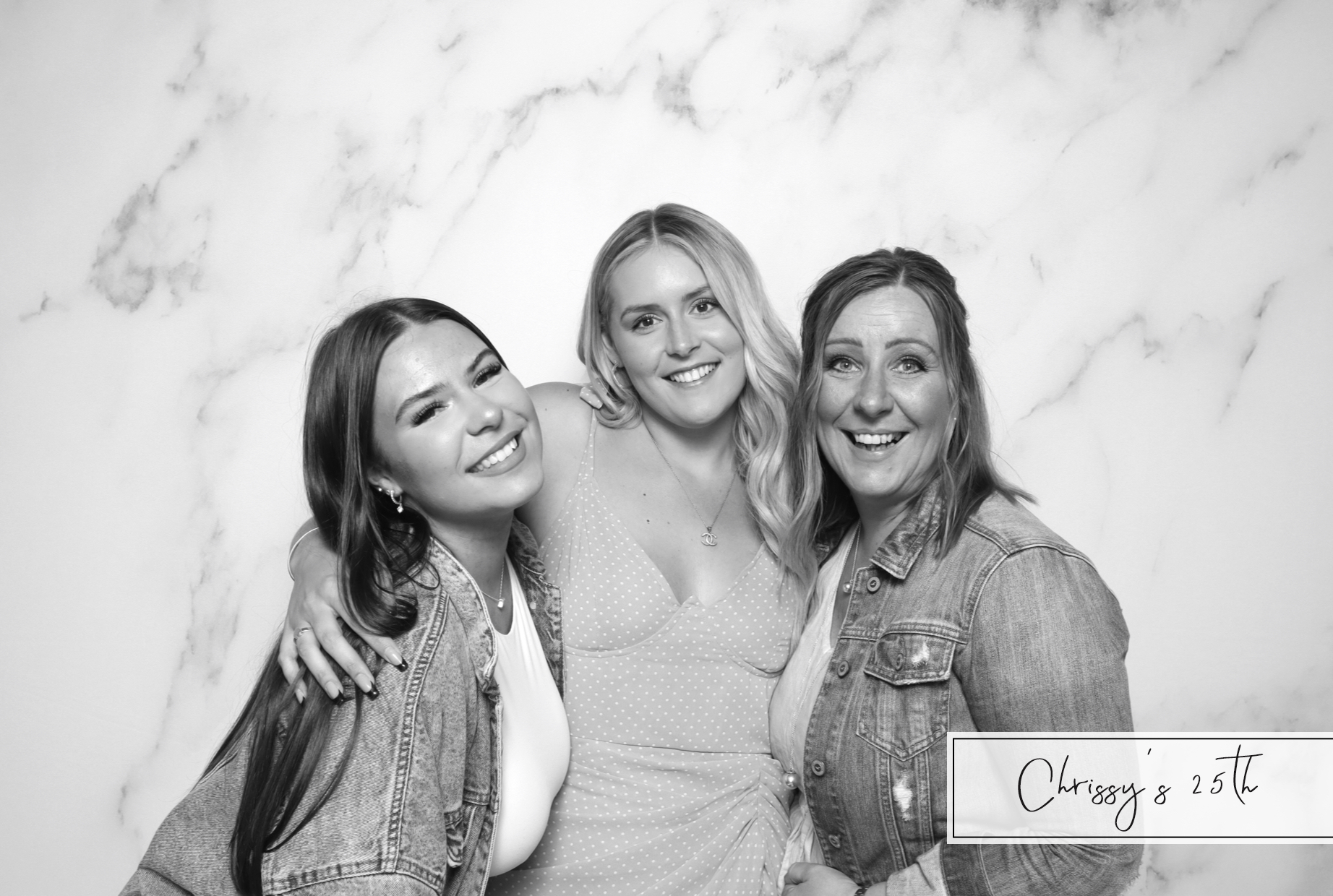 Chrissy's 25th | View more photos from the event at images.mobile-photo-booth.com/u/MobilePhotoBoothUK/Chrissys-25th