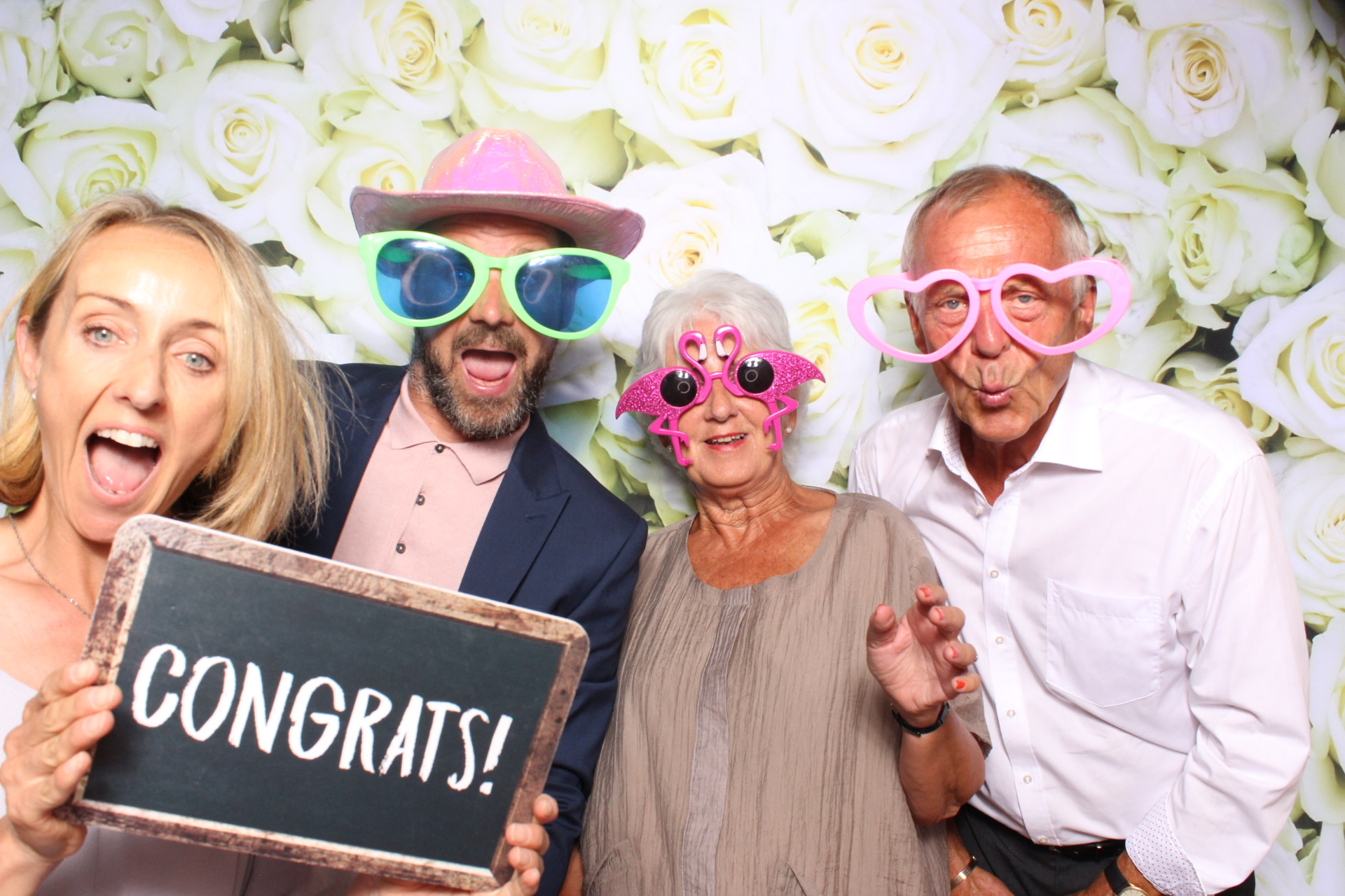 Claire & Graham | View more photos from the event at images.mobile-photo-booth.com/u/MobilePhotoBoothUK/Claire-Graham