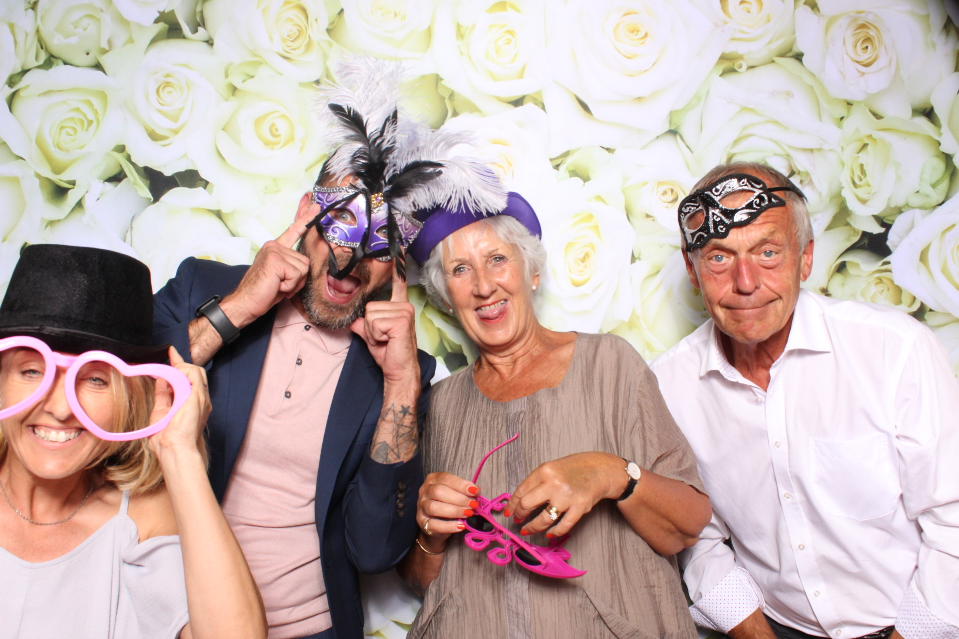 Claire & Graham | View more photos from the event at images.mobile-photo-booth.com/u/MobilePhotoBoothUK/Claire-Graham