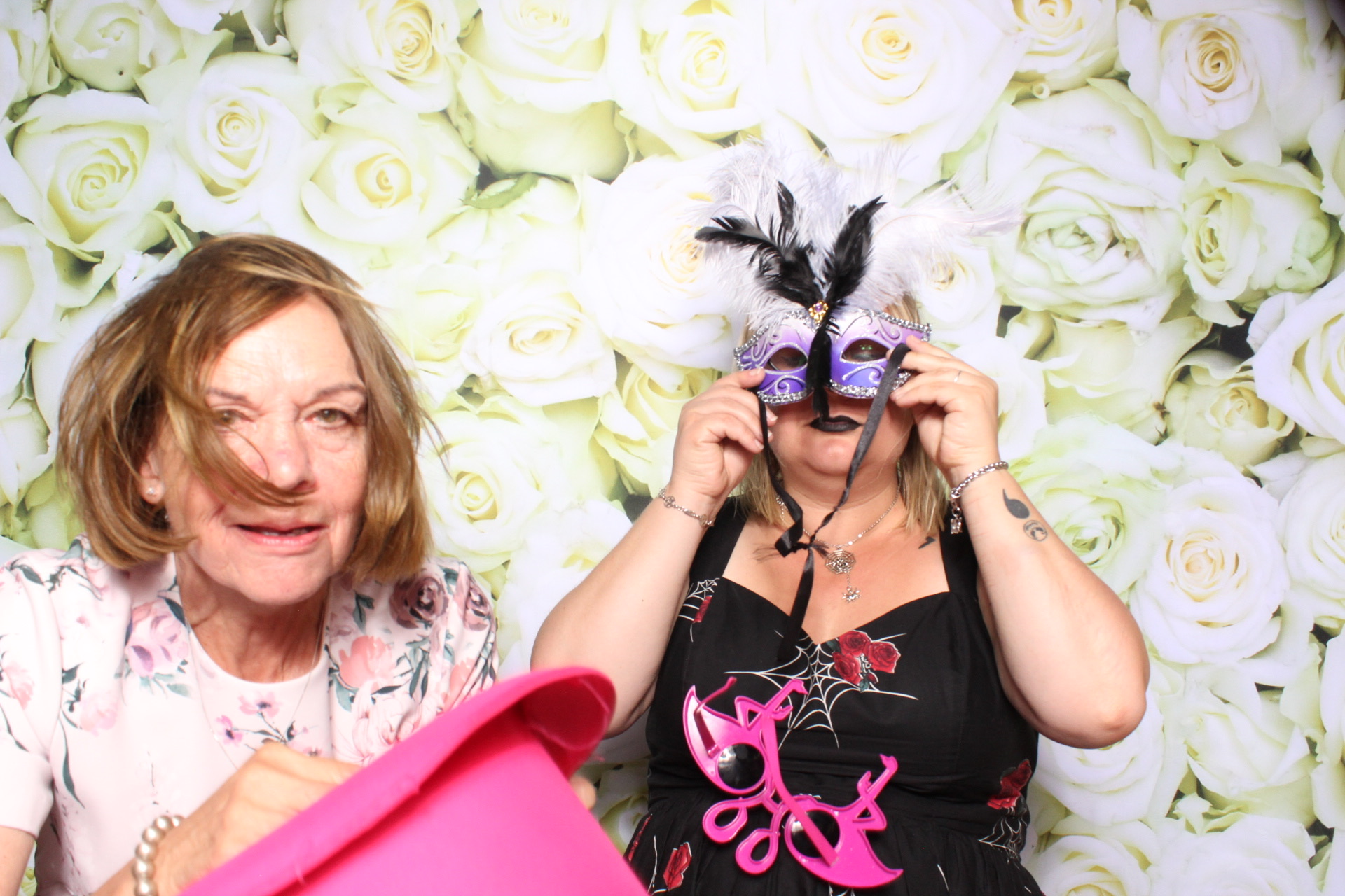 Claire & Graham | View more photos from the event at images.mobile-photo-booth.com/u/MobilePhotoBoothUK/Claire-Graham
